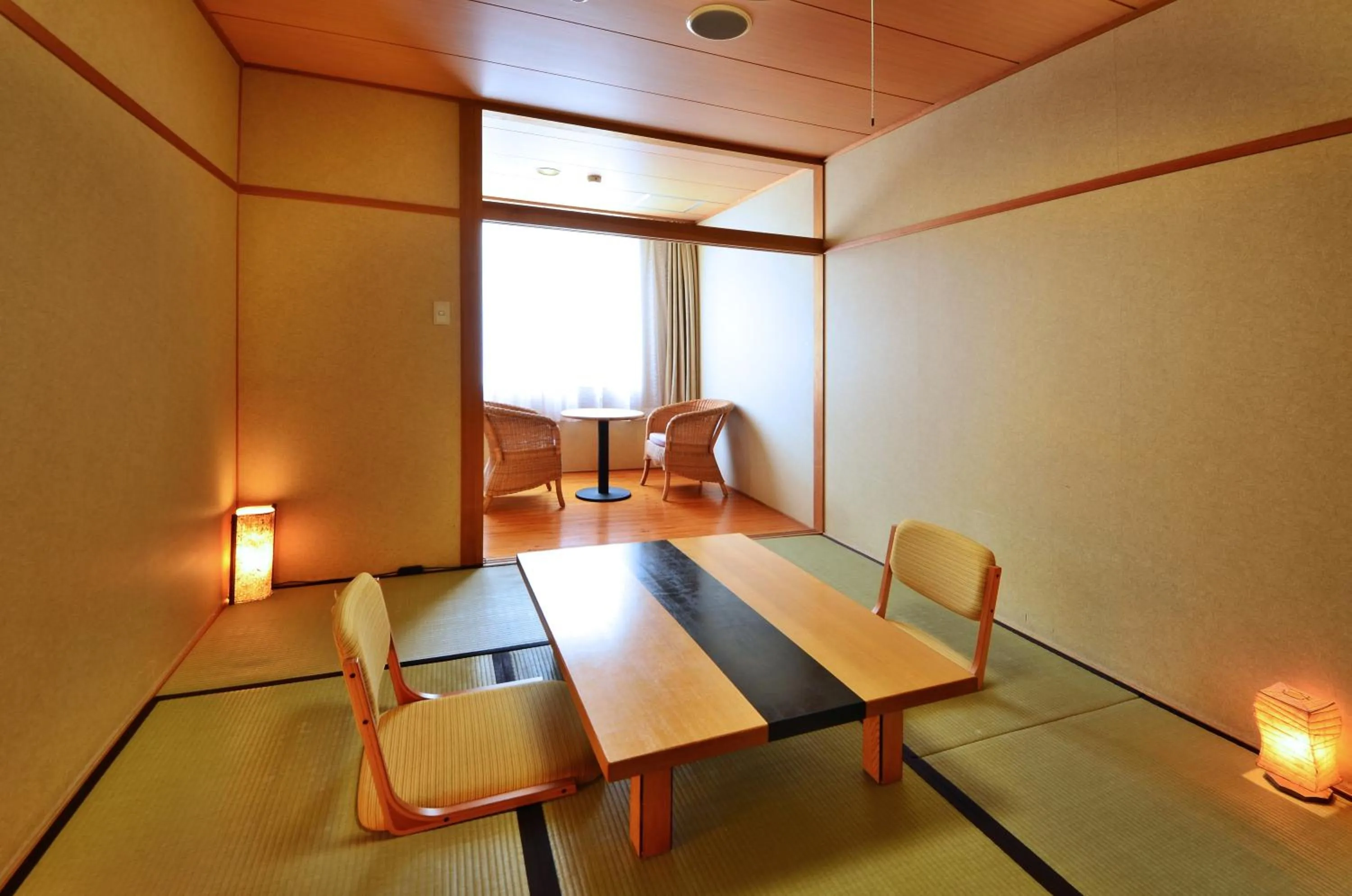 Photo of the whole room in Sunriver Oboke