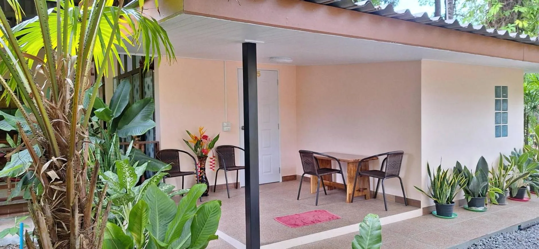 Khao Sok Holiday Resort