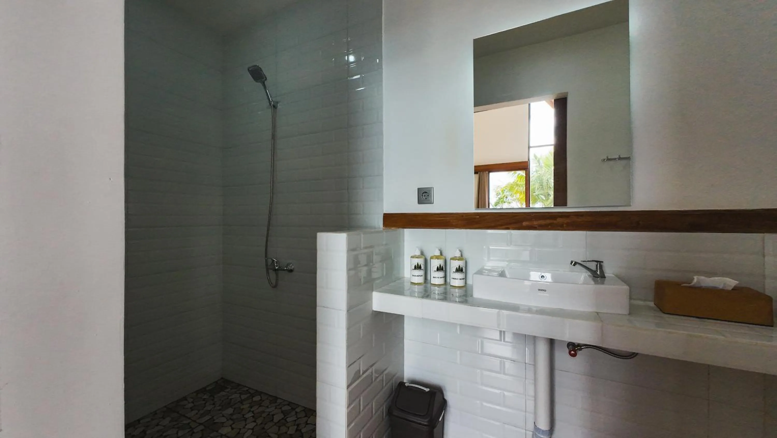 Shower in Catu Glamping Bedugul
