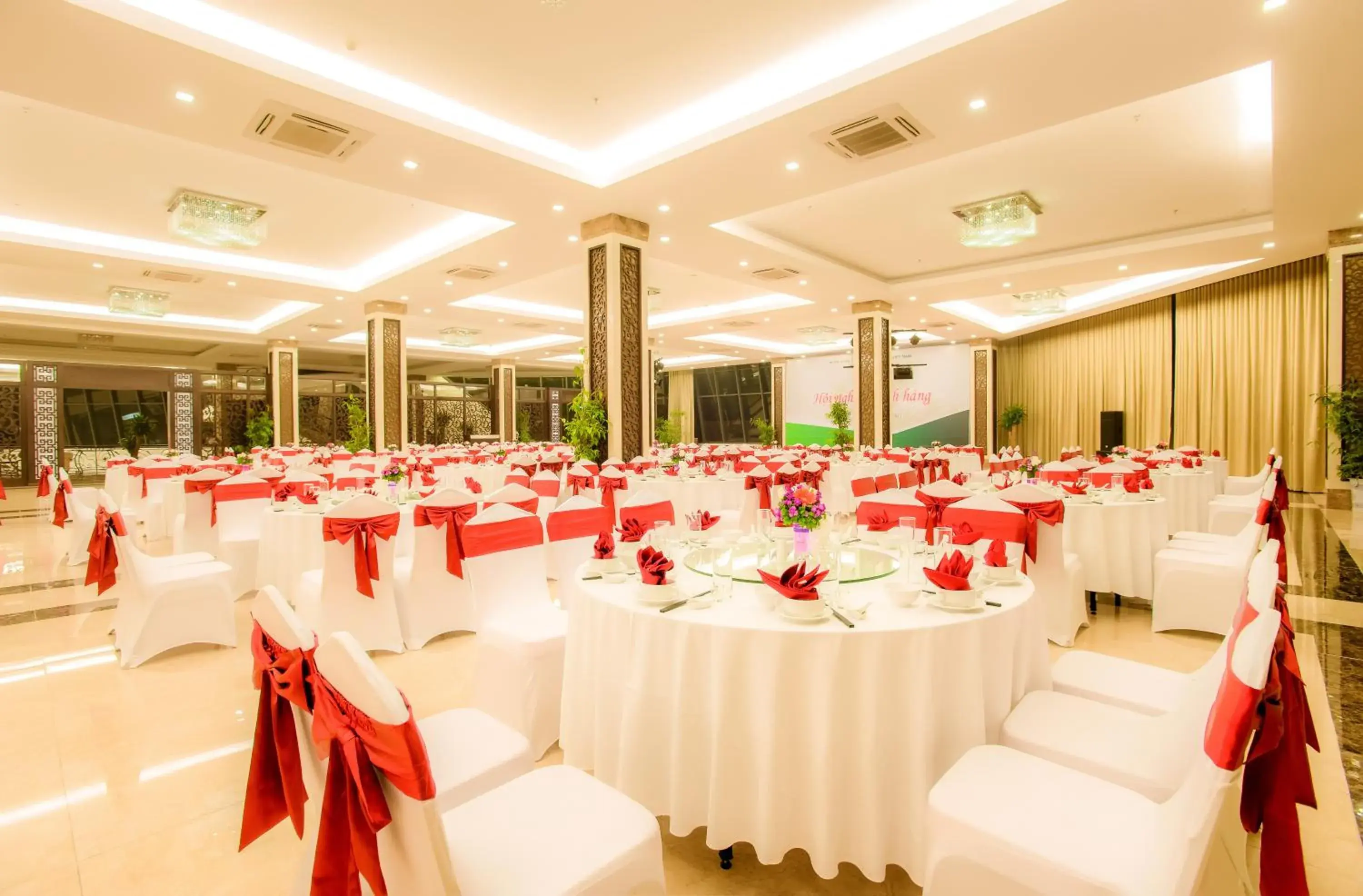 Restaurant/places to eat in Muong Thanh Grand Bac Giang Hotel Restaurant/places to eat in Muong Thanh Grand Bac Giang Hotel