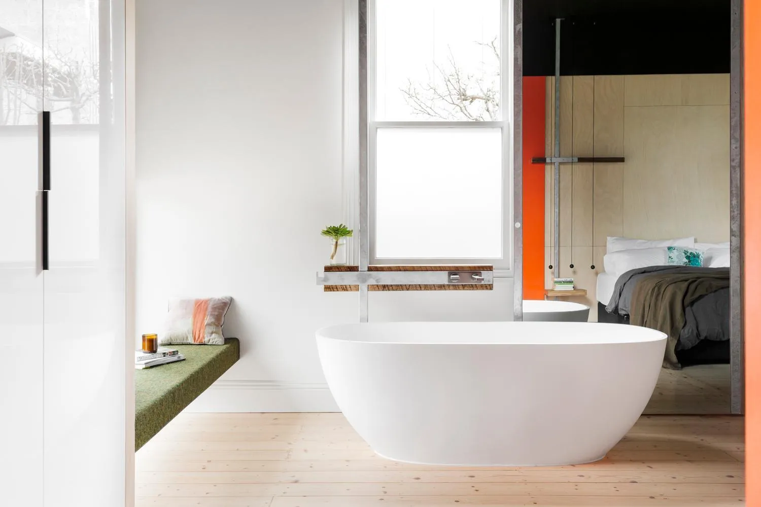 Bath, Bed in Drift House