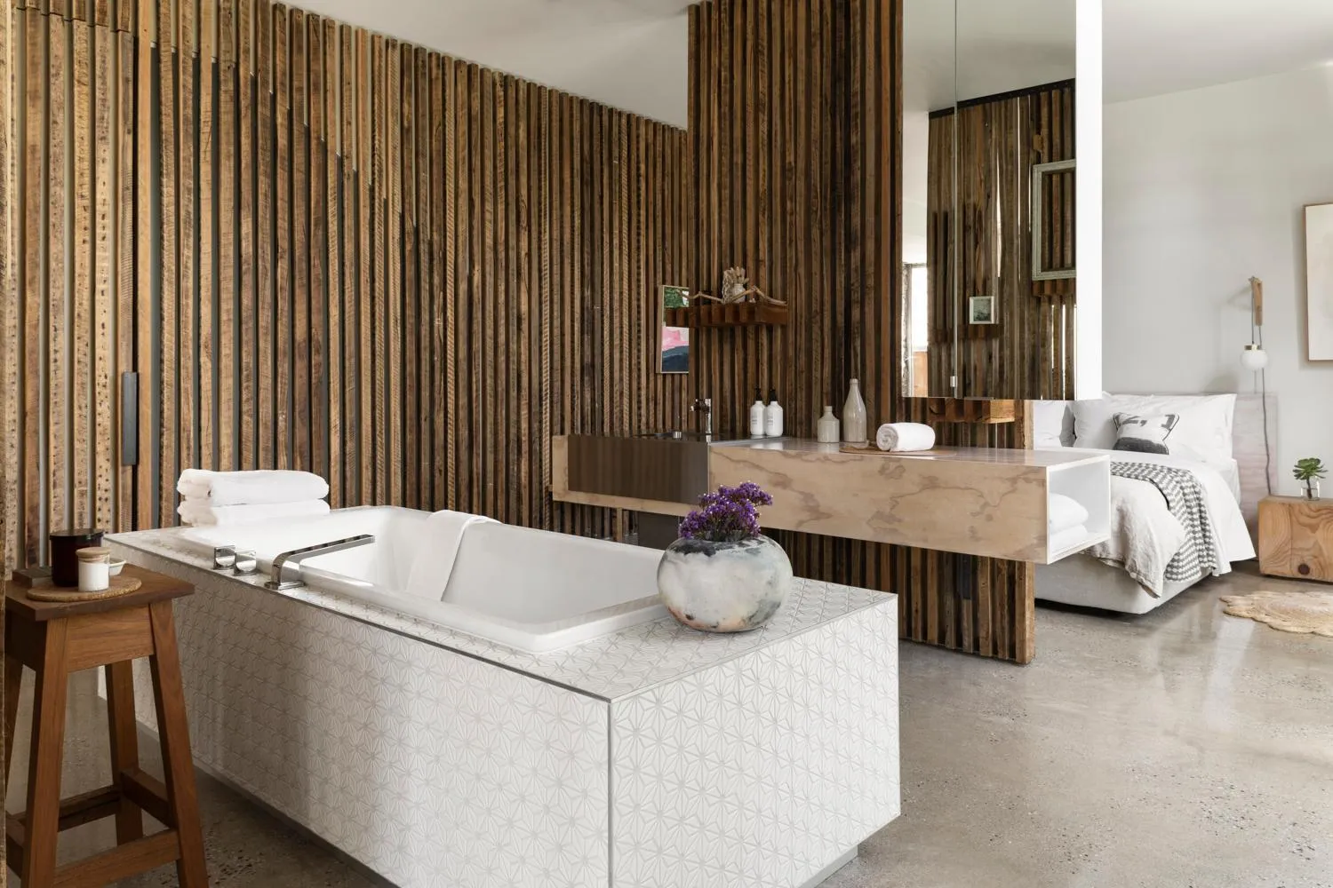 Bath, Bed in Drift House