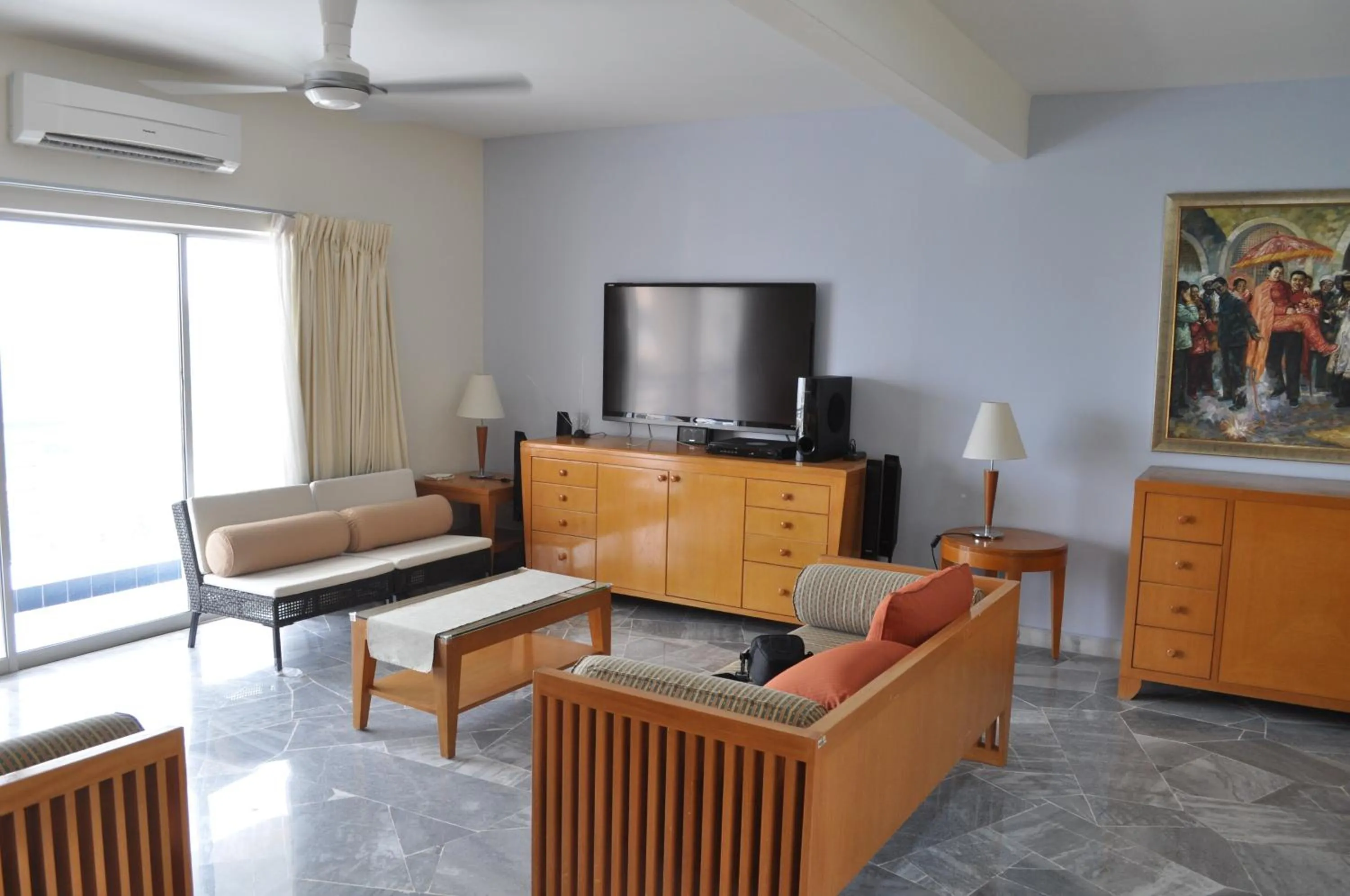 TV and multimedia in RC Cape Nautica Villas