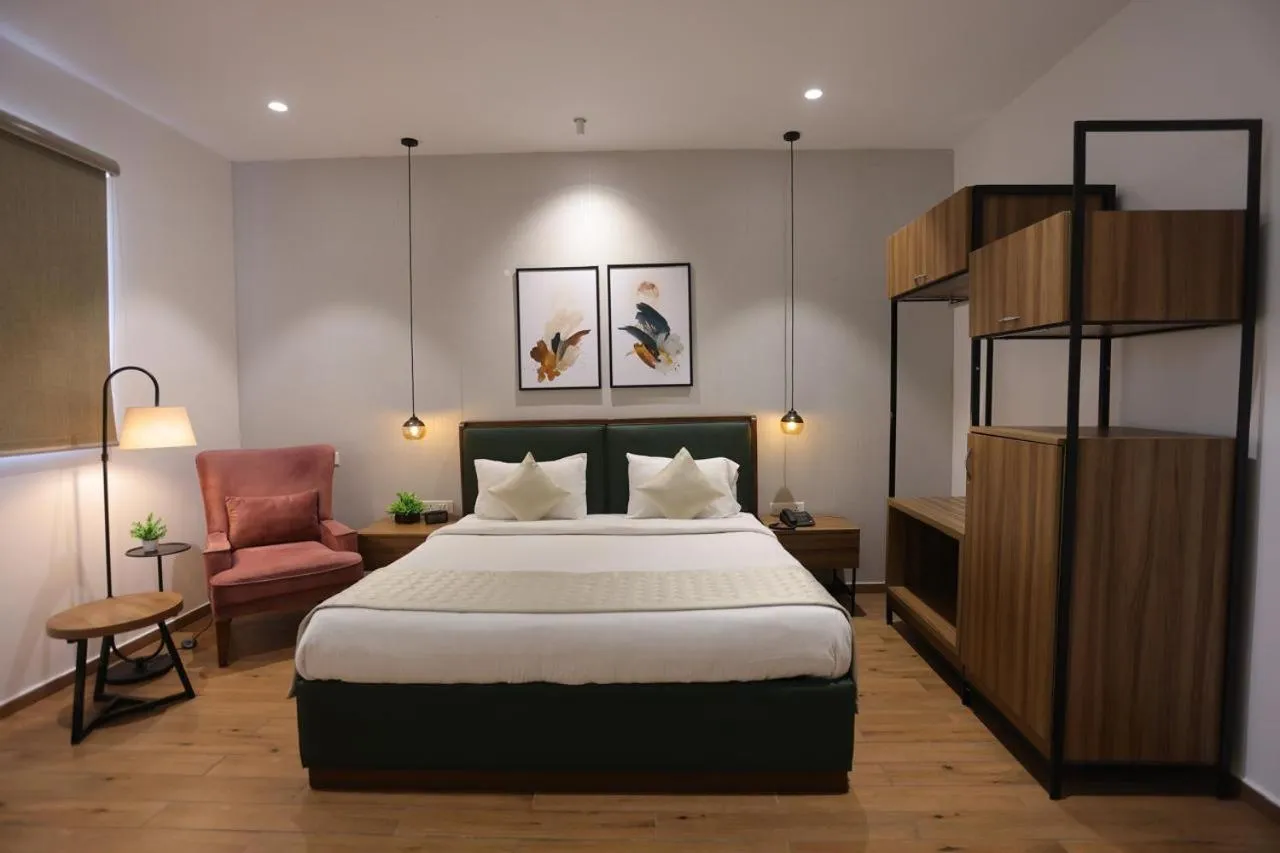 Bed in Pondy Heights - Suites and Studios