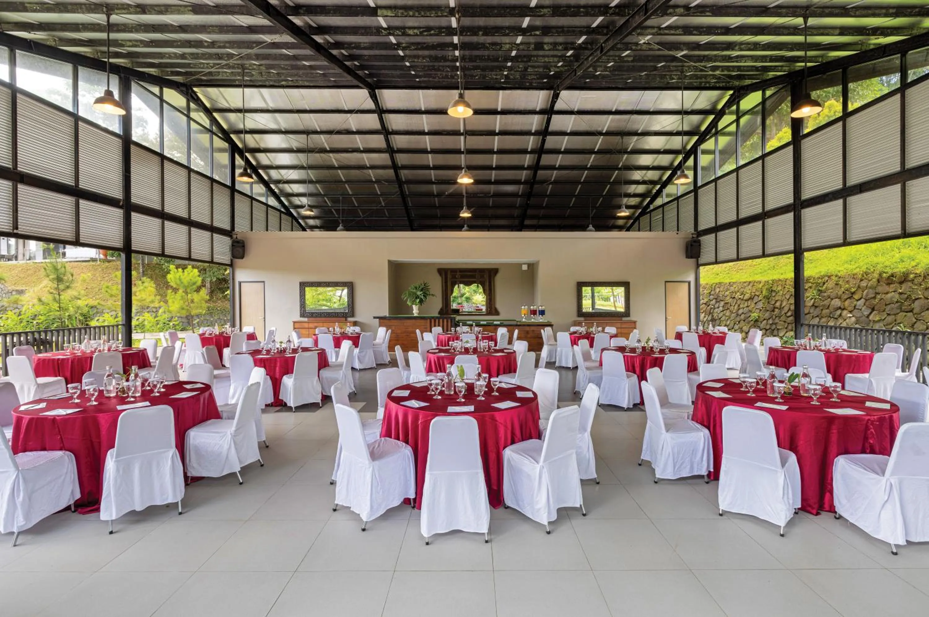 Meeting/conference room in The Glamping at ARTOTEL Pelangi Park