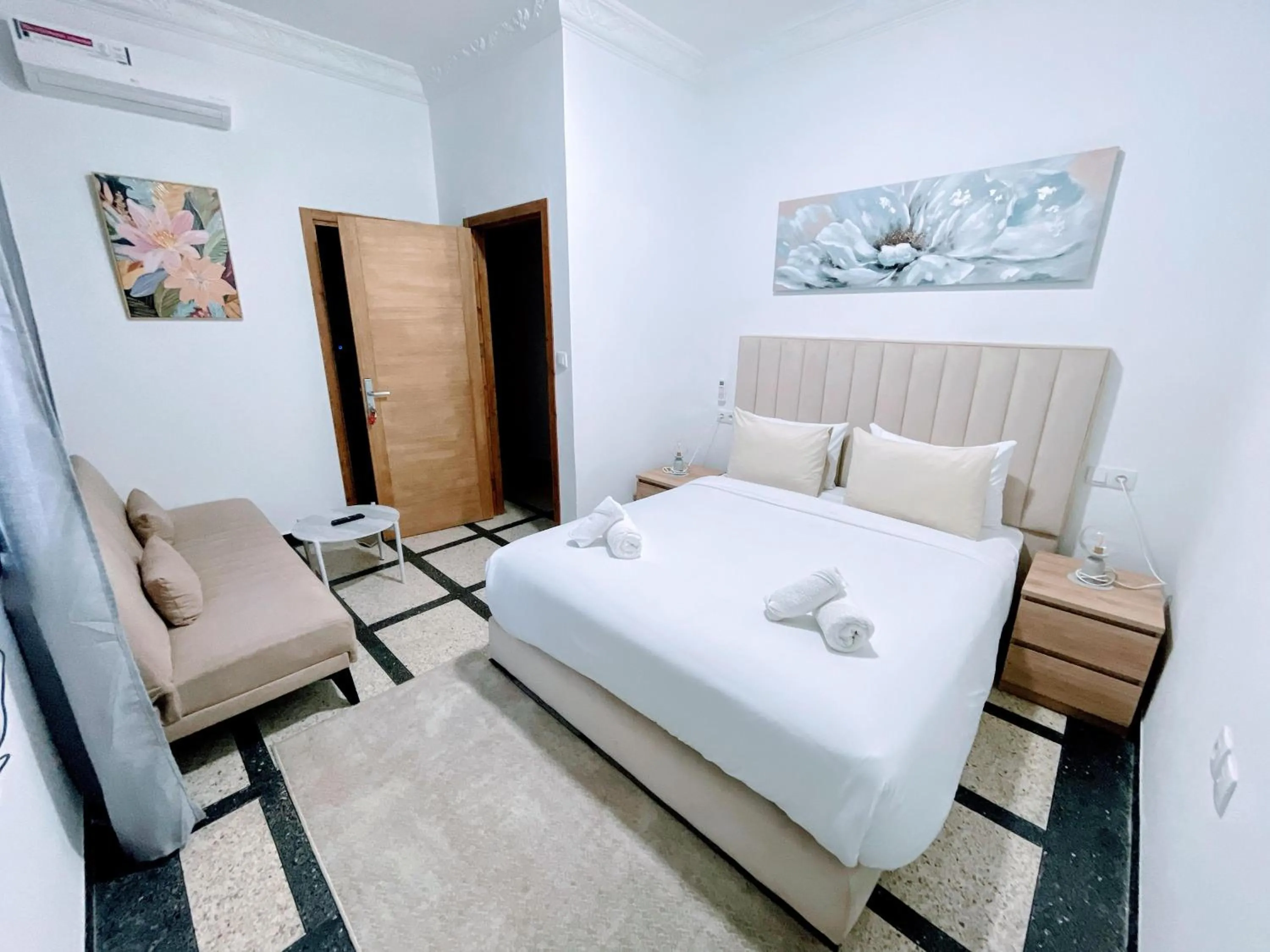 Bed in Hotel La Casa Blanca