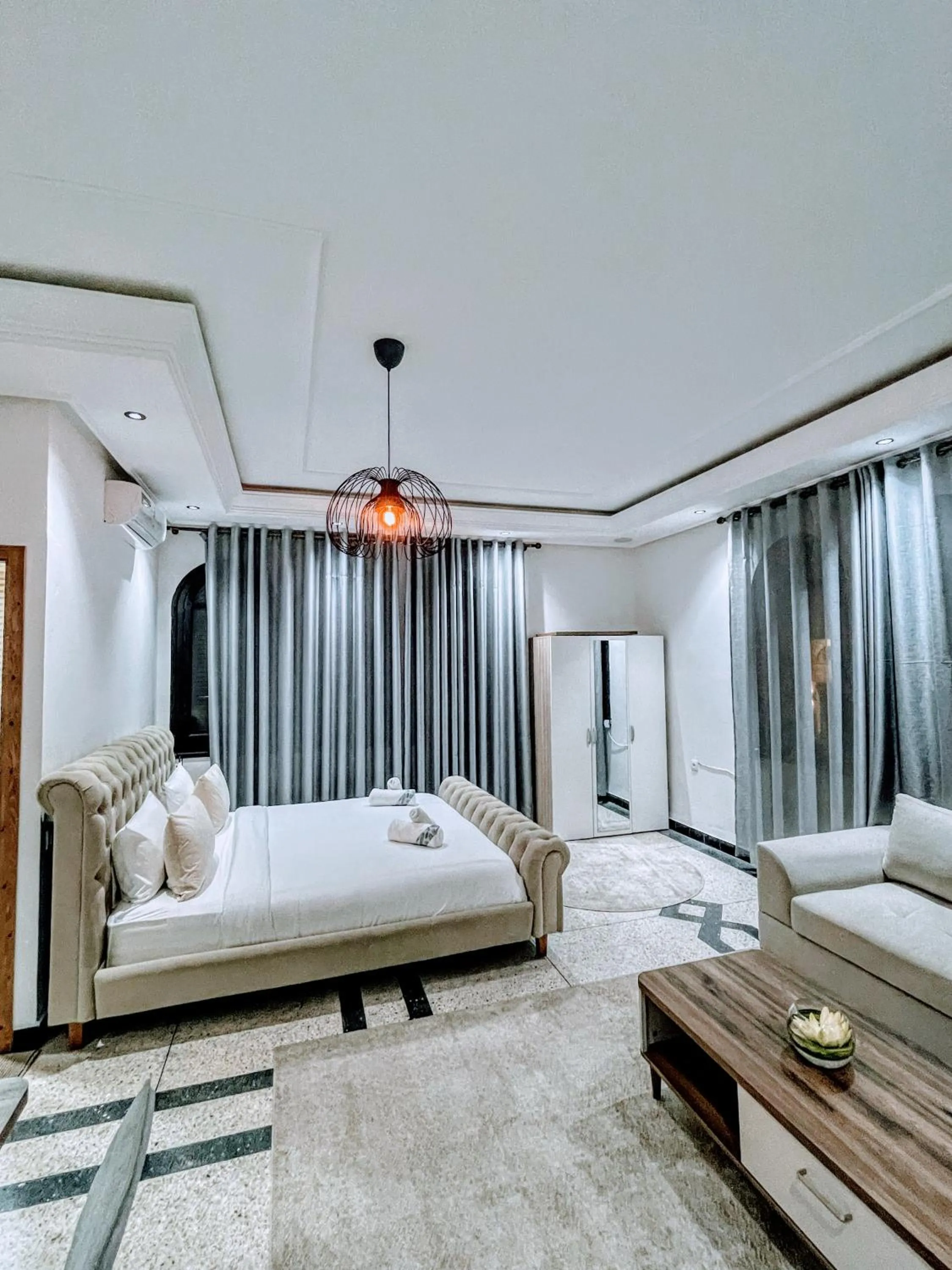 Bed in Hotel La Casa Blanca