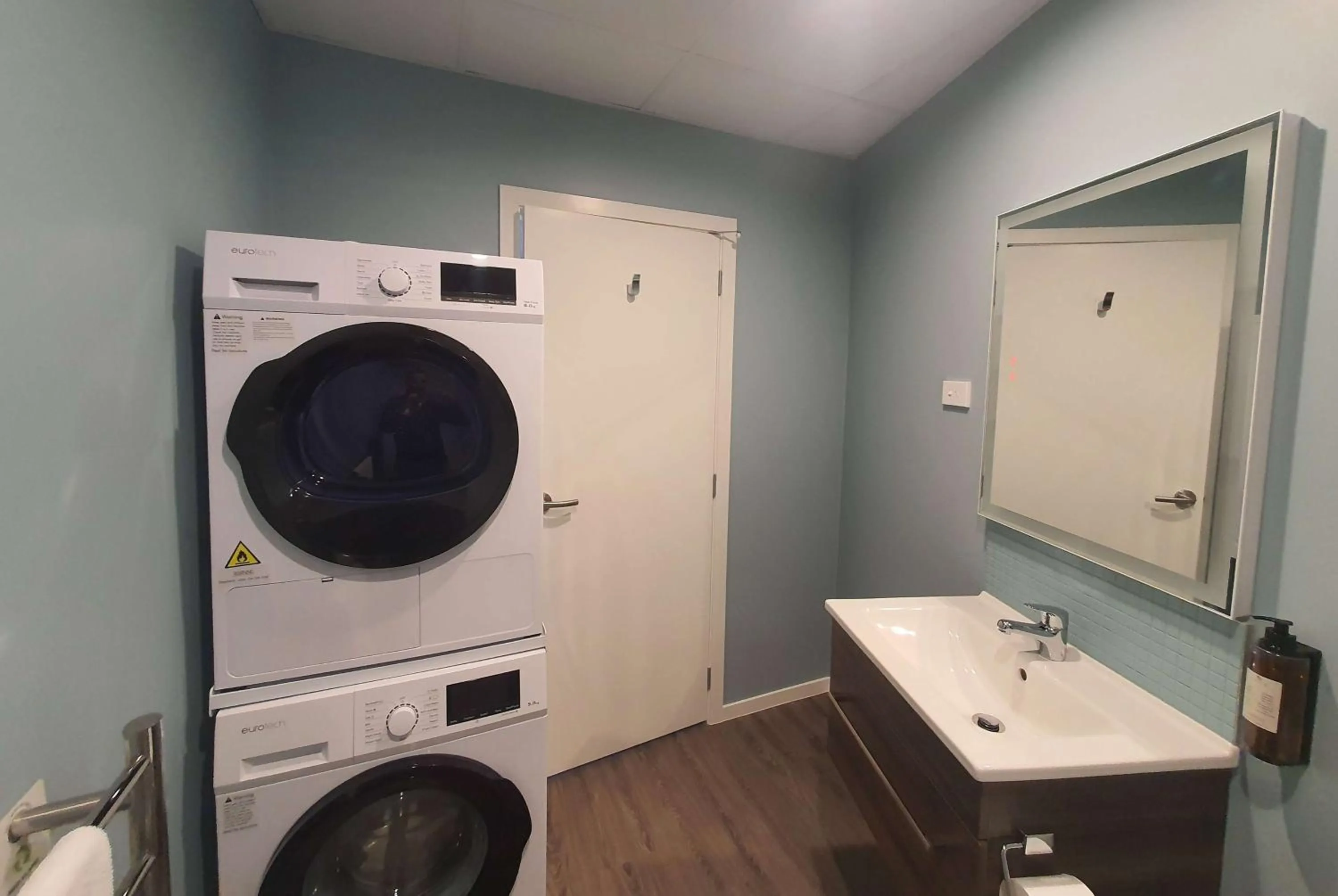 Bathroom in La Quinta by Wyndham Parnell Auckland