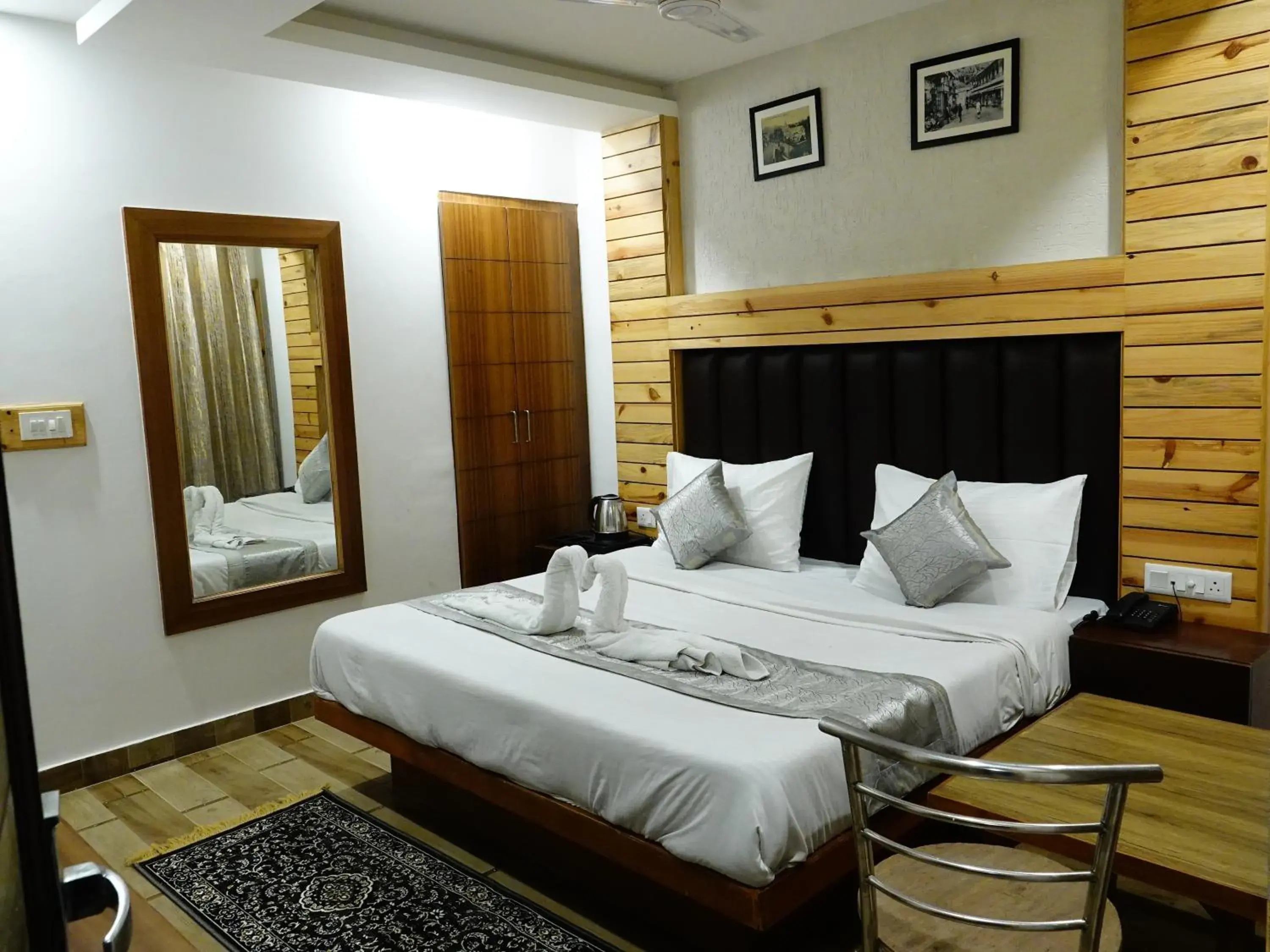 Bed in Rubystone Mussoorie A Leisure Resort Bed in Rubystone Mussoorie A Leisure Resort