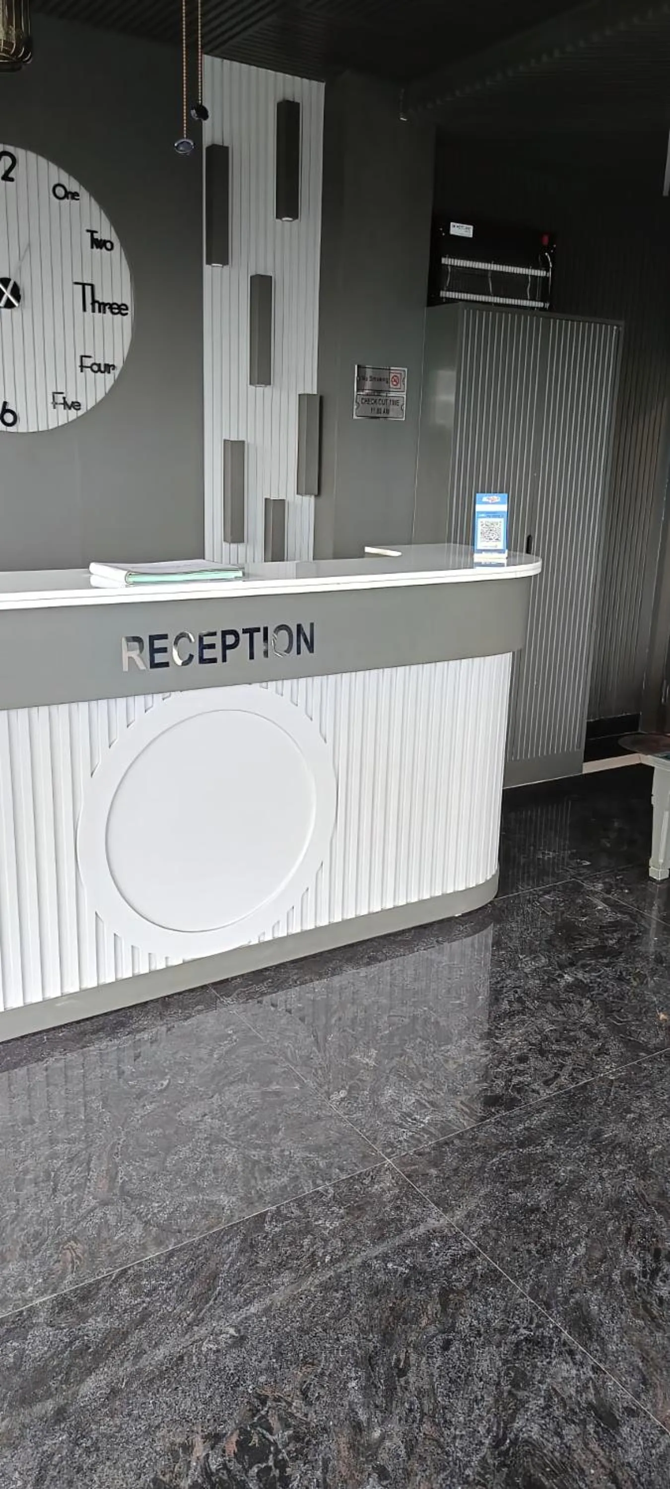 Lobby or reception in Rubystone Mussoorie A Leisure Resort