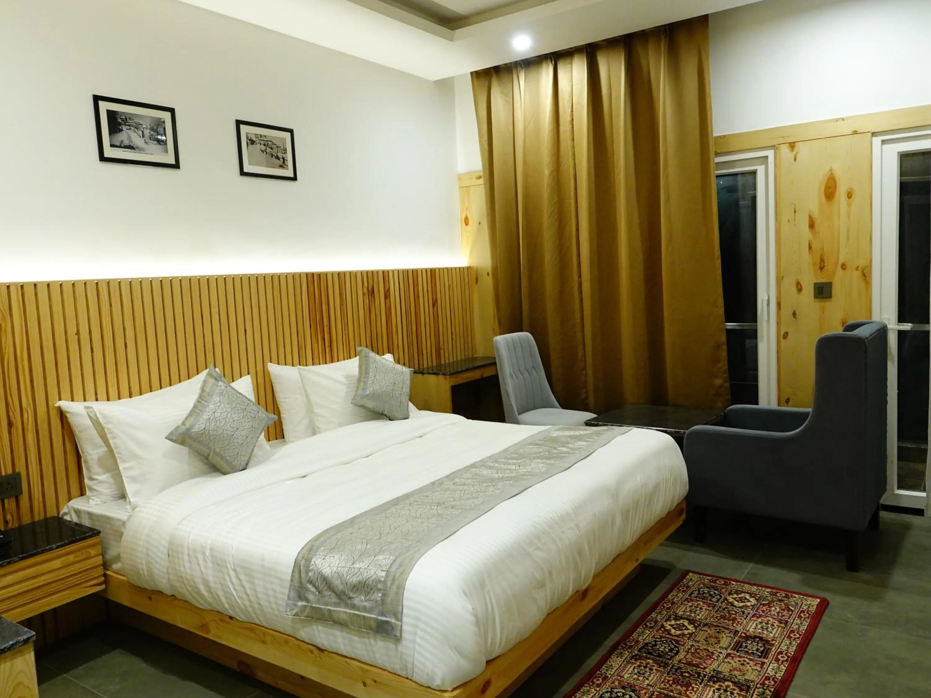 Bed in Rubystone Mussoorie A Leisure Resort