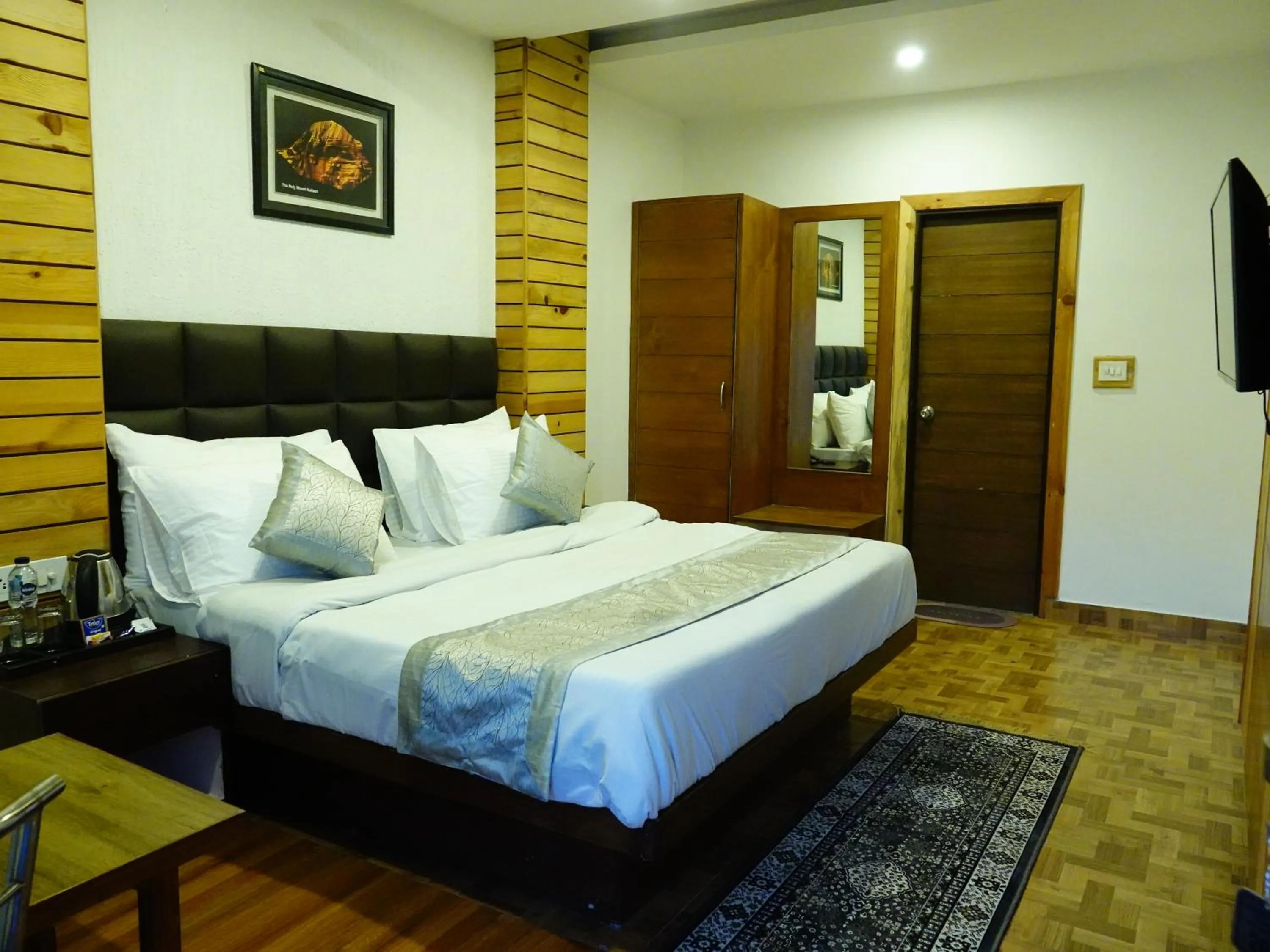 Bed in Rubystone Mussoorie A Leisure Resort
