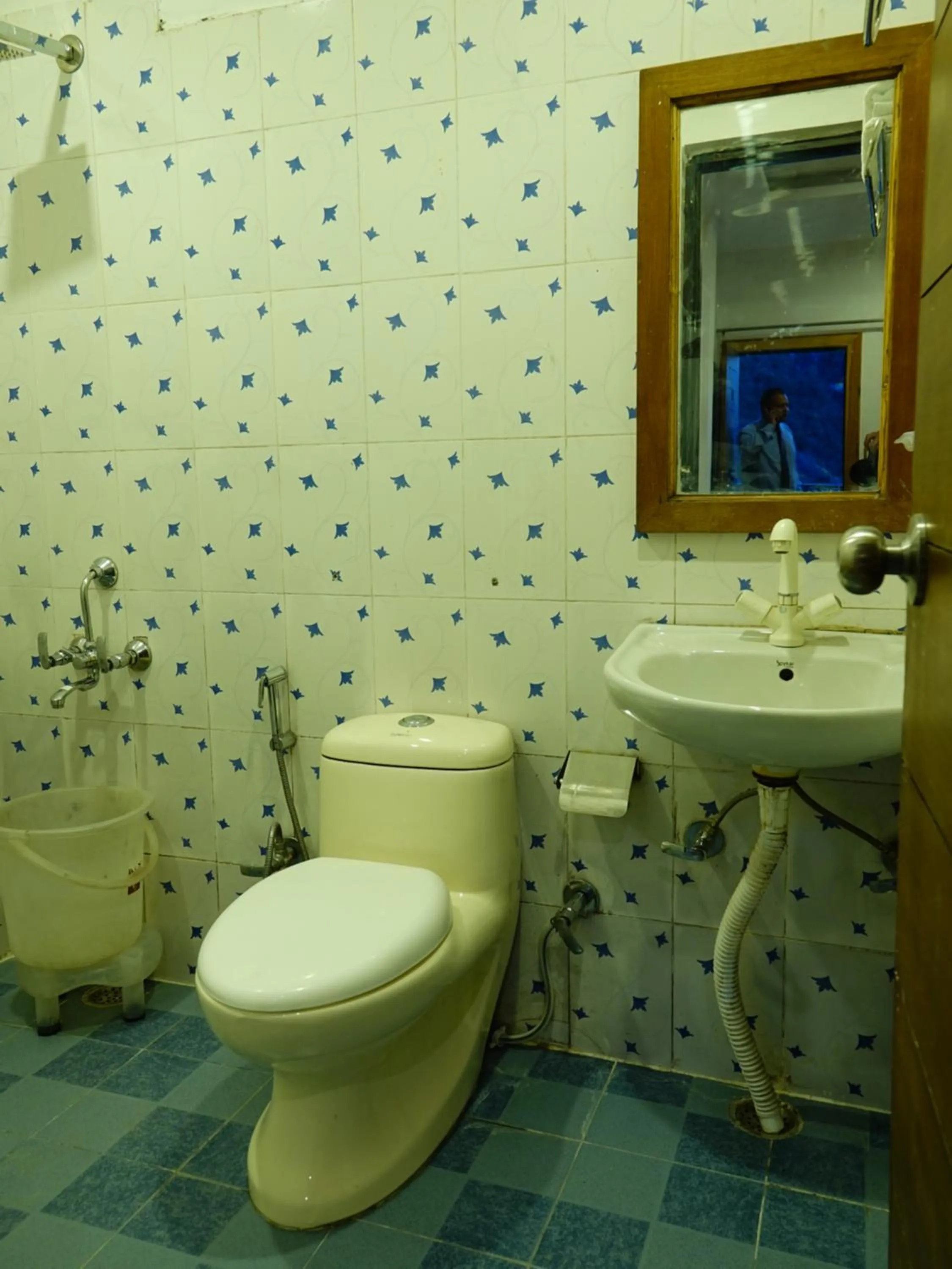 Toilet in Rubystone Mussoorie A Leisure Resort