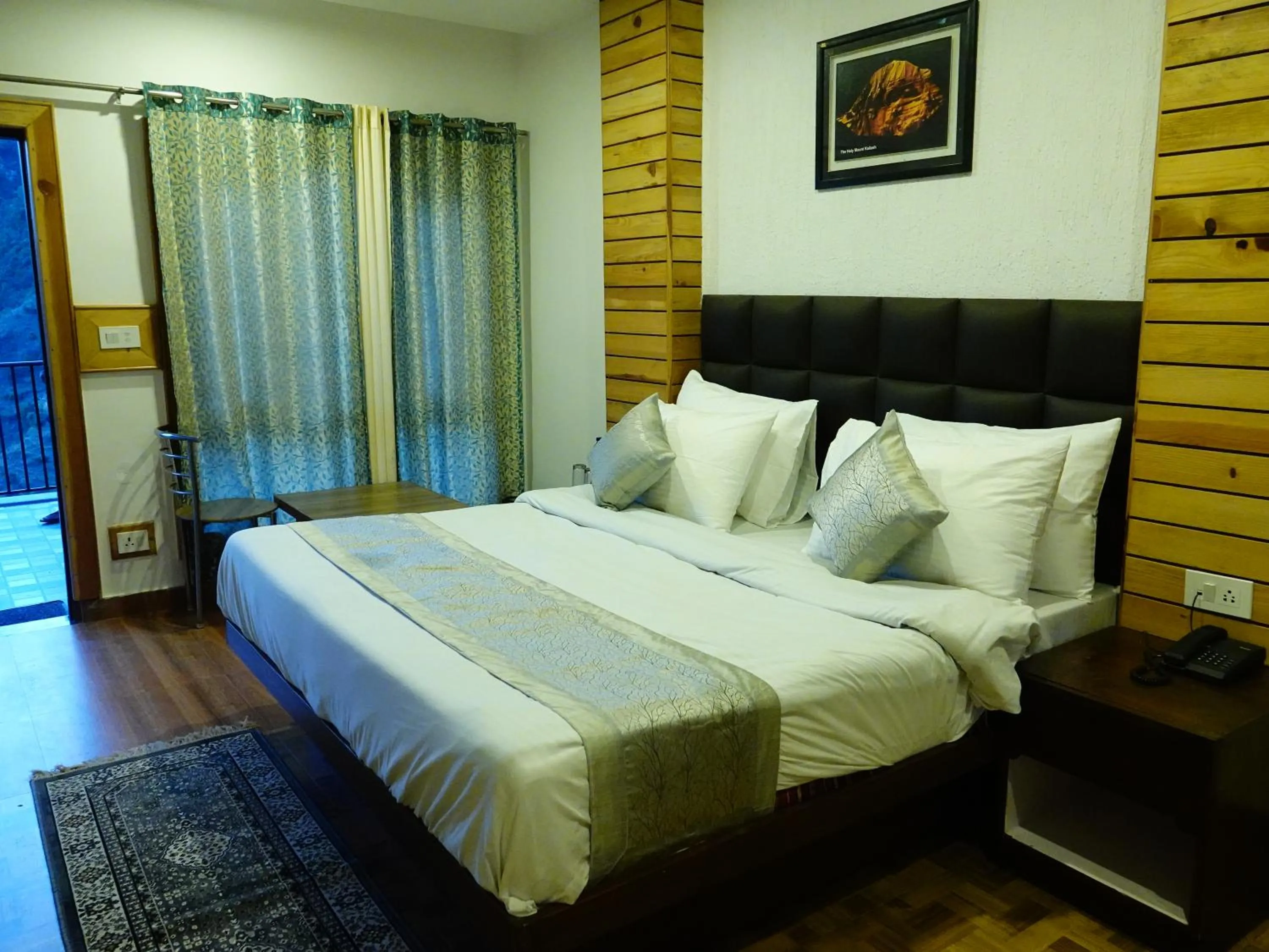 Bed in Rubystone Mussoorie A Leisure Resort