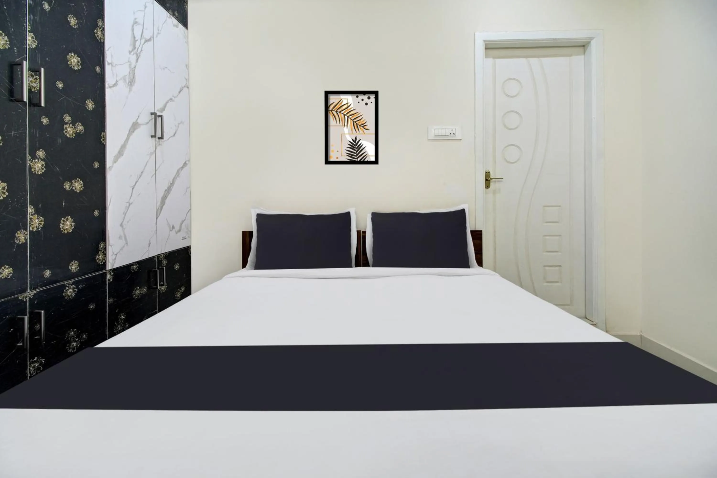 Bedroom, Bed in Super Hotel O Amaravathi Road Annapurna Nagar