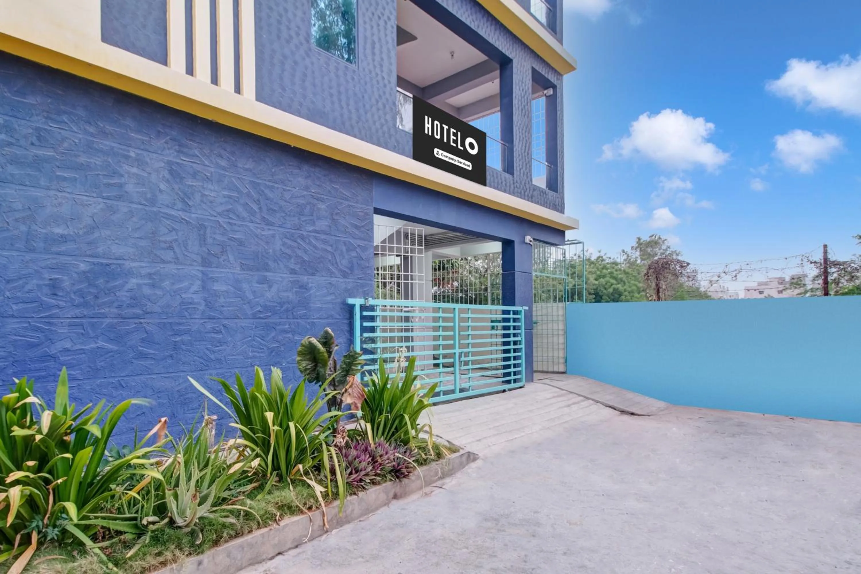 Facade/entrance in Super Hotel O Amaravathi Road Annapurna Nagar