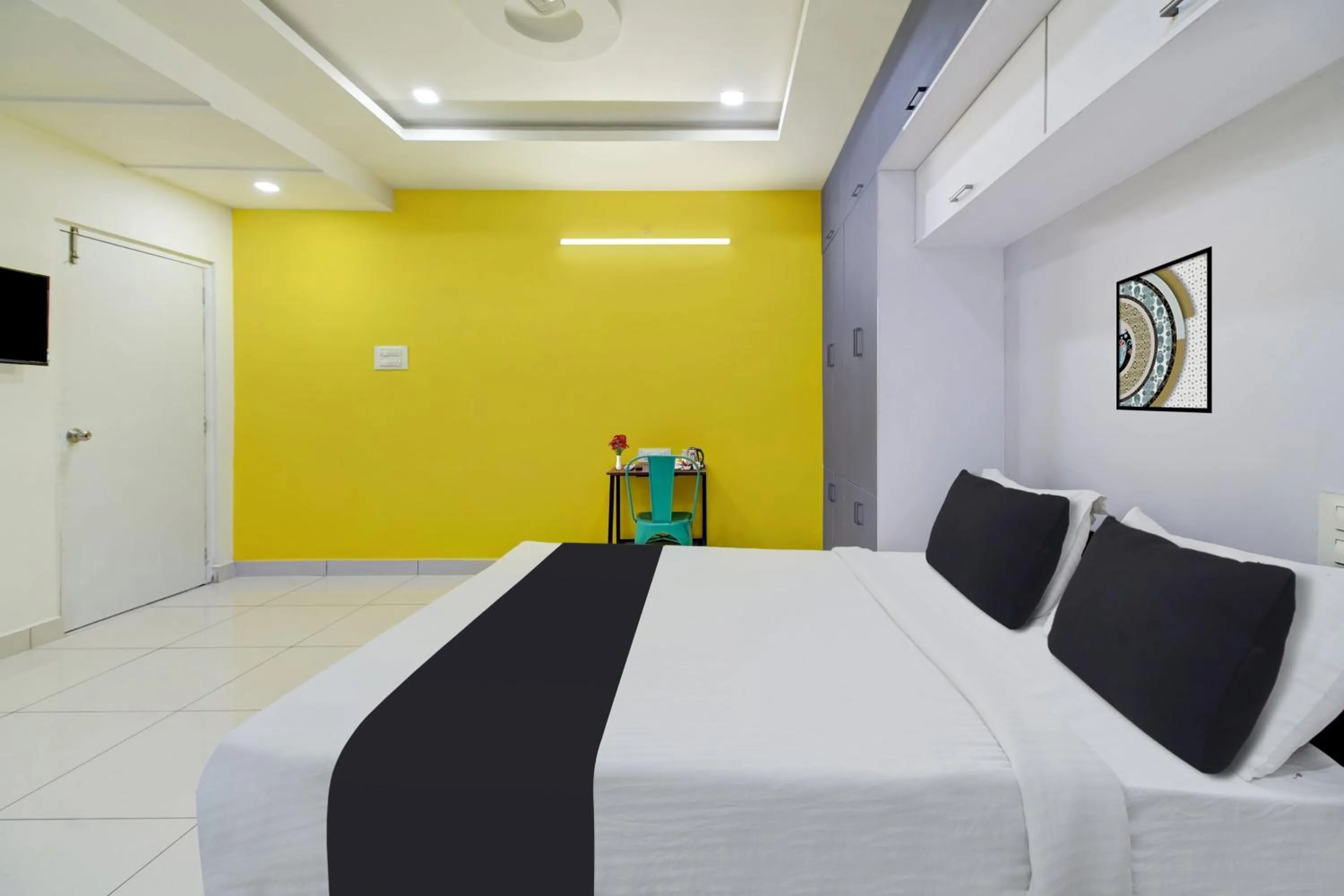 Bedroom, Bed in Super Hotel O Amaravathi Road Annapurna Nagar