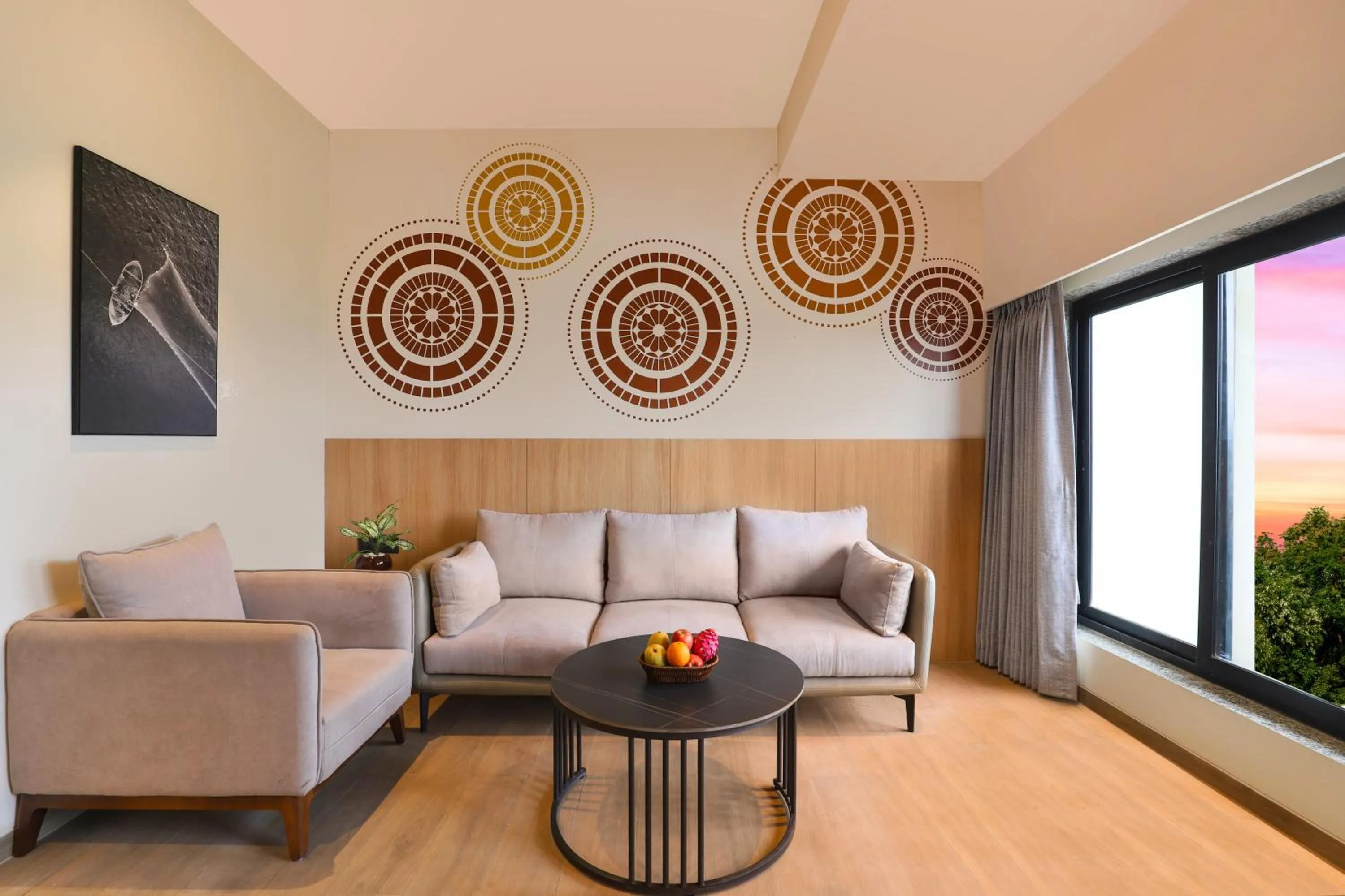 Bedroom in Lemon Tree Resort, Somnath