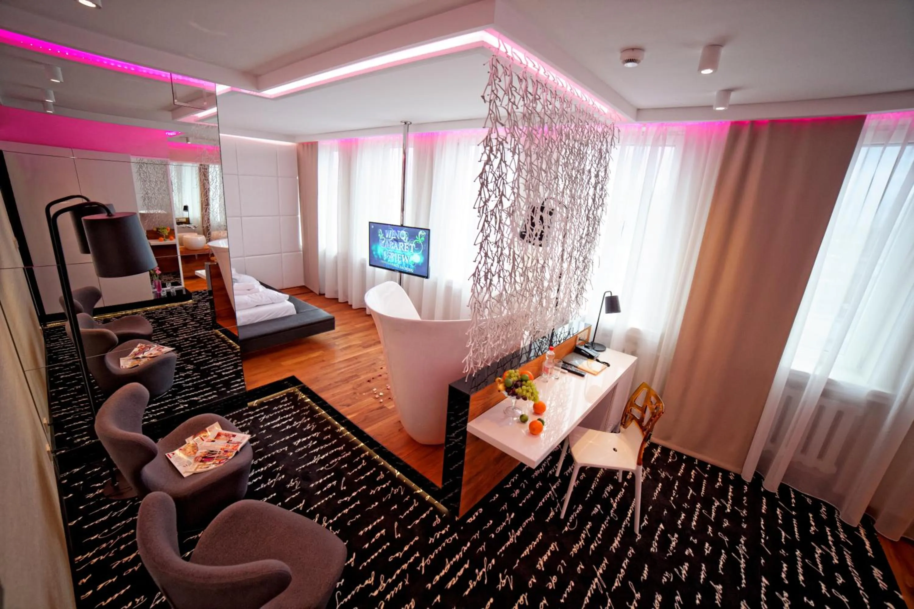 Photo of the whole room, Bed in Hotel Martina