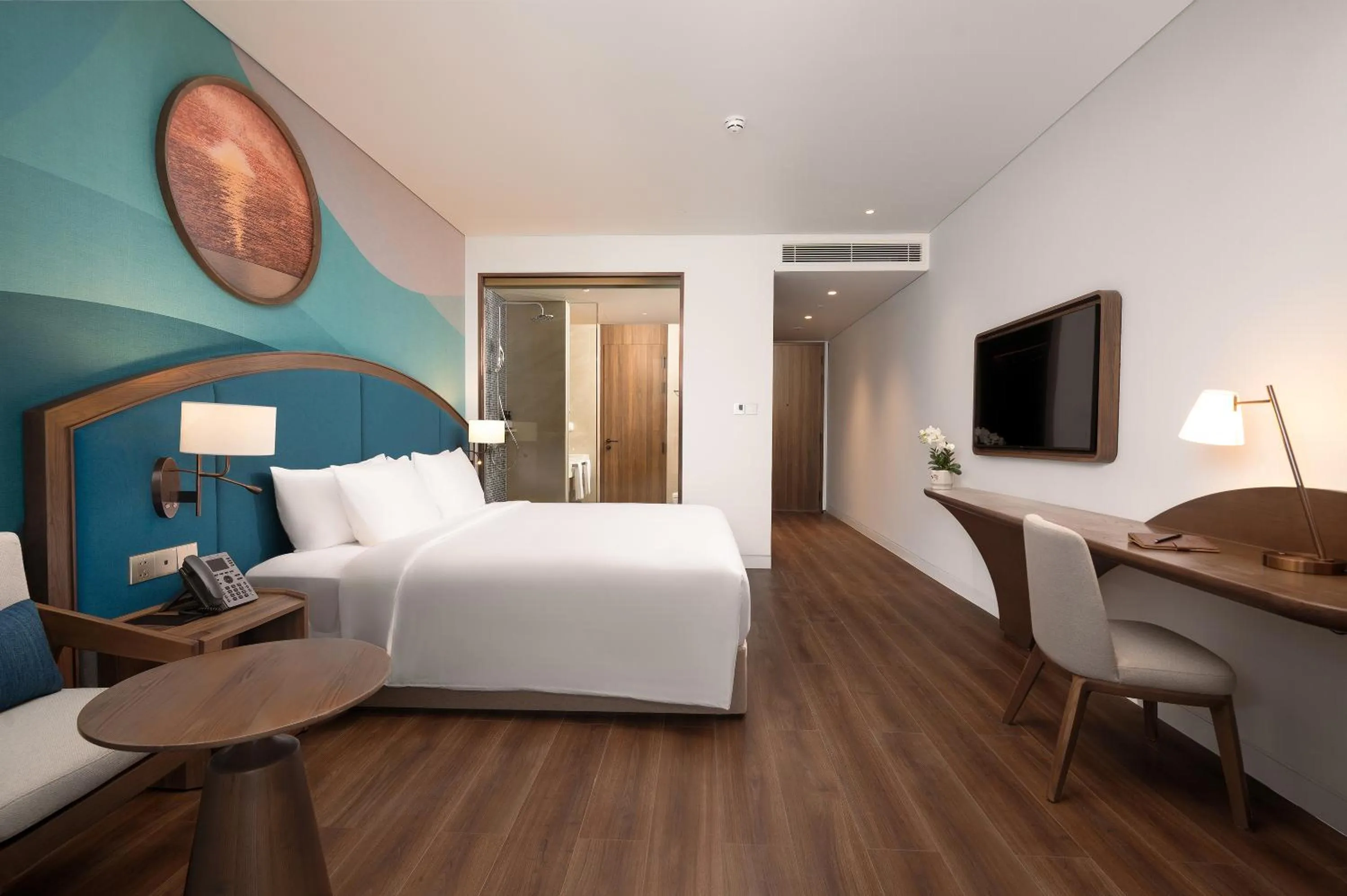 Photo of the whole room, Bed in Wyndham Garden Sonasea Van Don