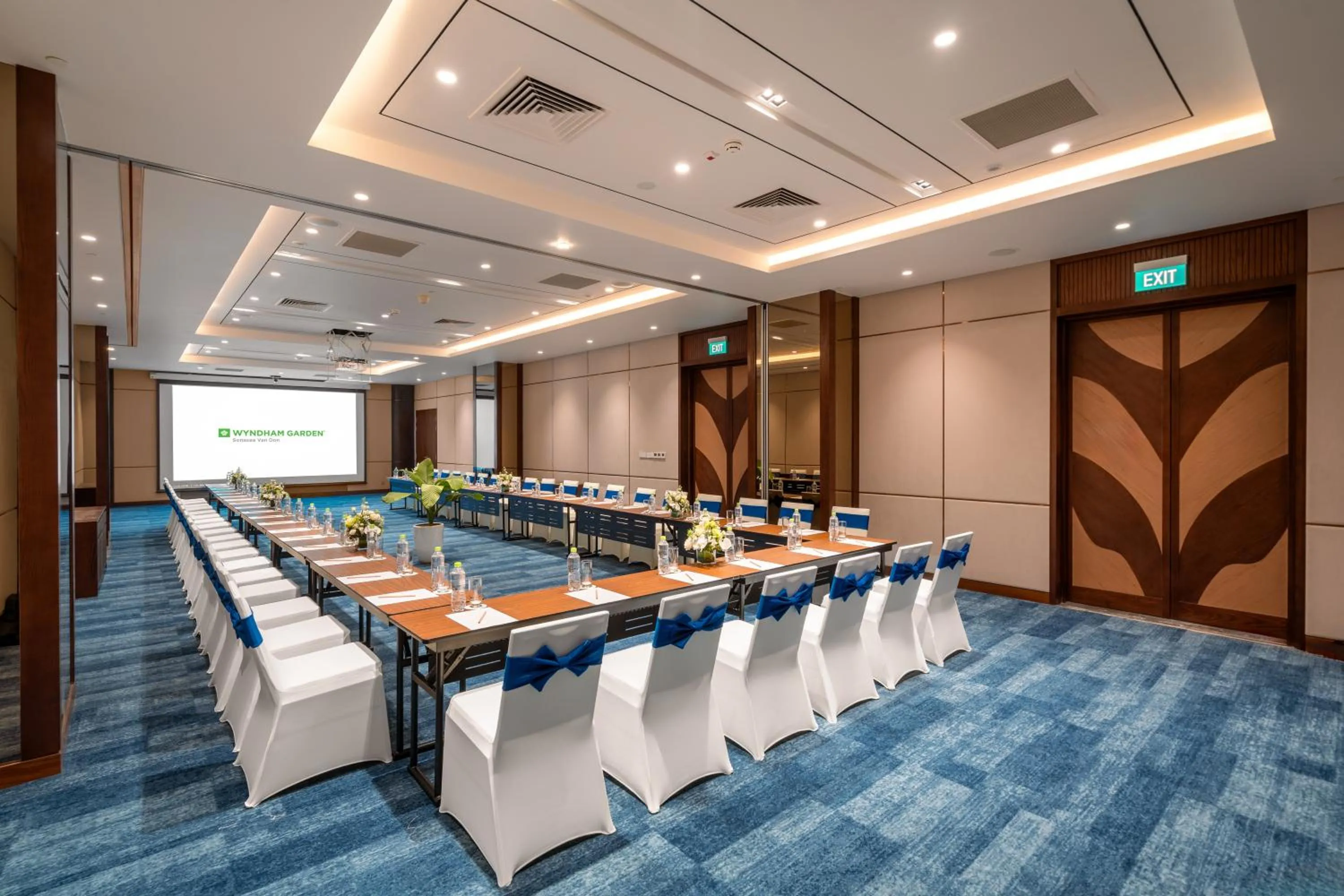Meeting/conference room in Wyndham Garden Sonasea Van Don