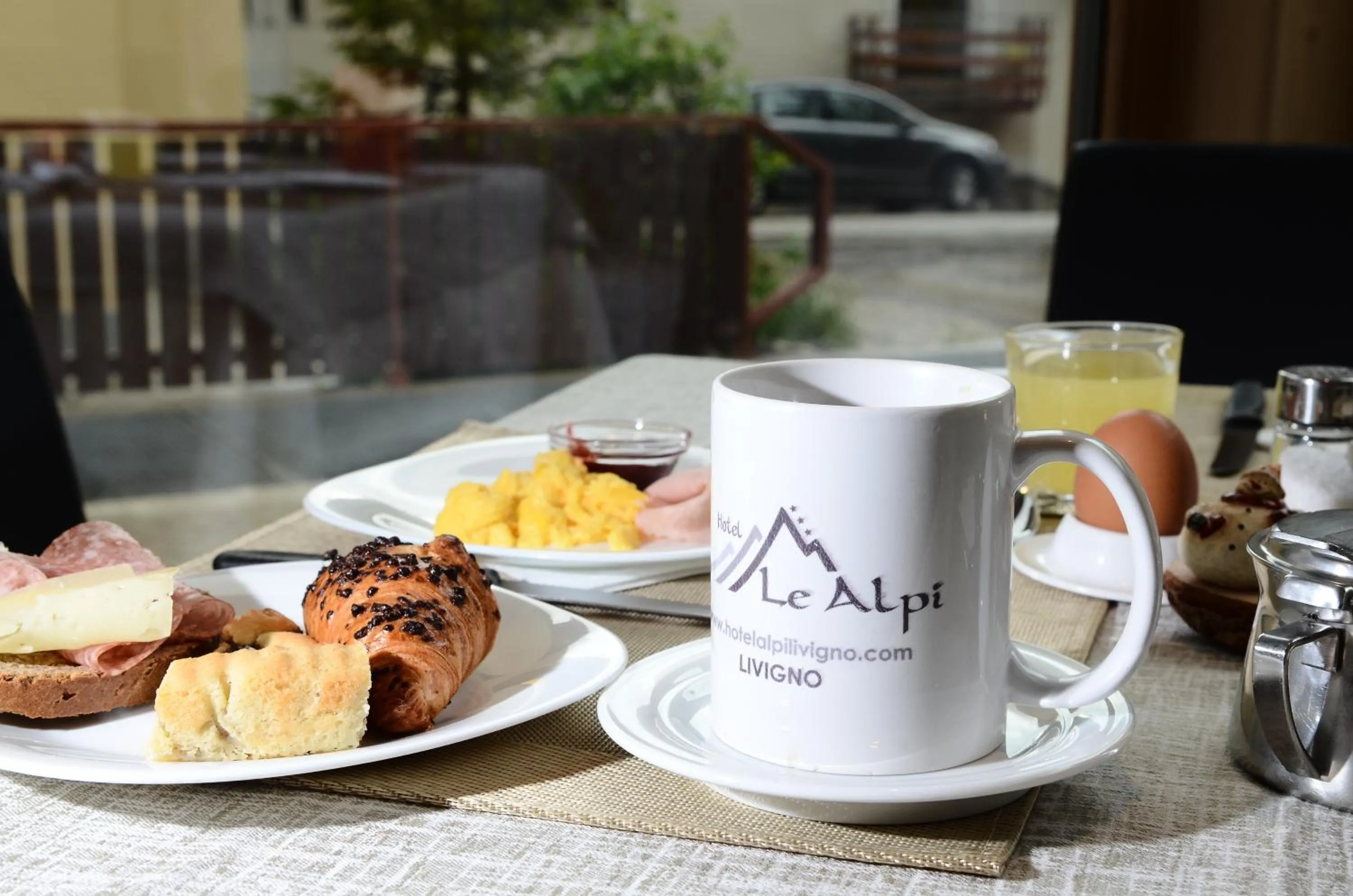 Breakfast in Hotel Le Alpi