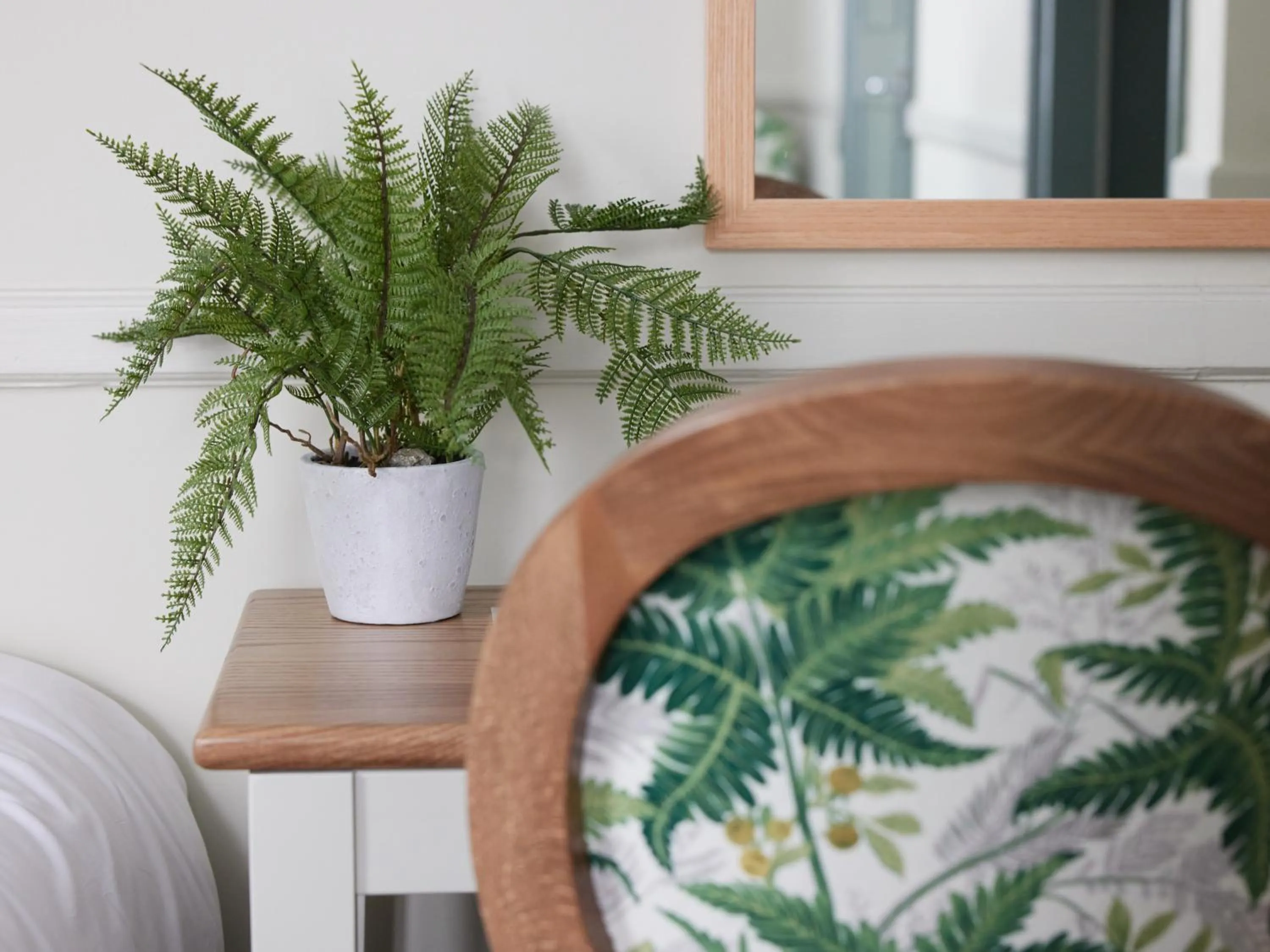 Decorative detail in The Kings Head Wroxham by Greene King Inns