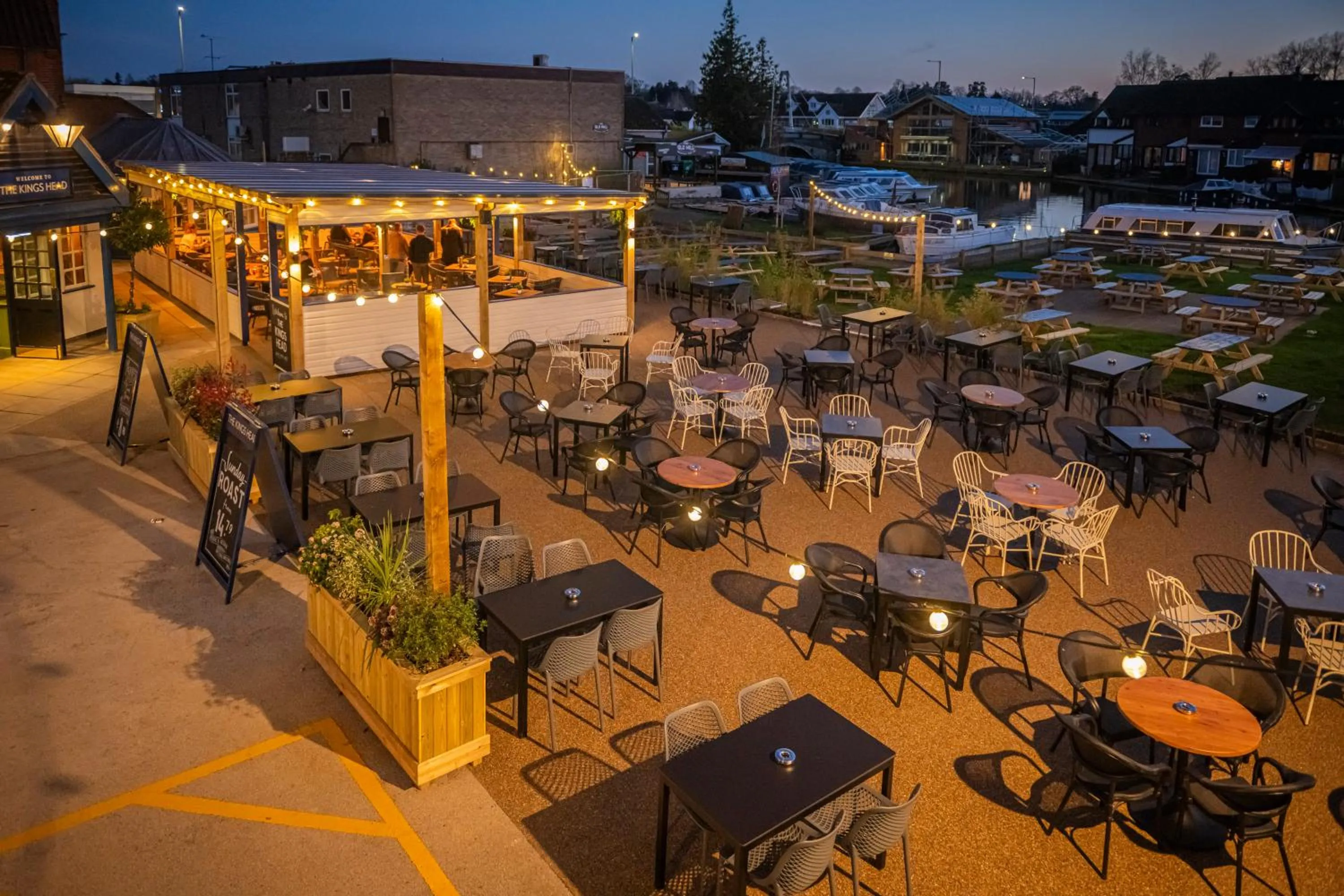 Patio in The Kings Head Wroxham by Greene King Inns