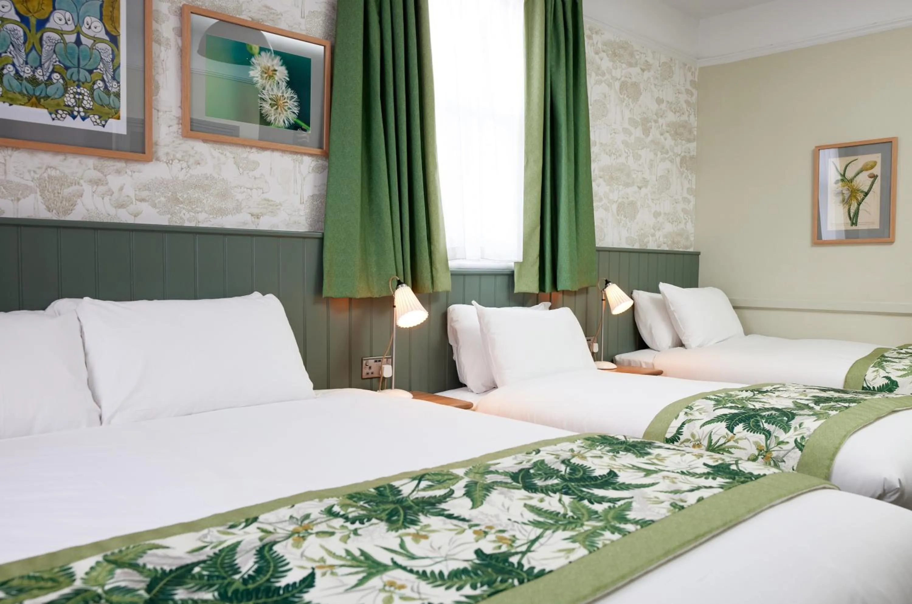 Bed in The Kings Head Wroxham by Greene King Inns