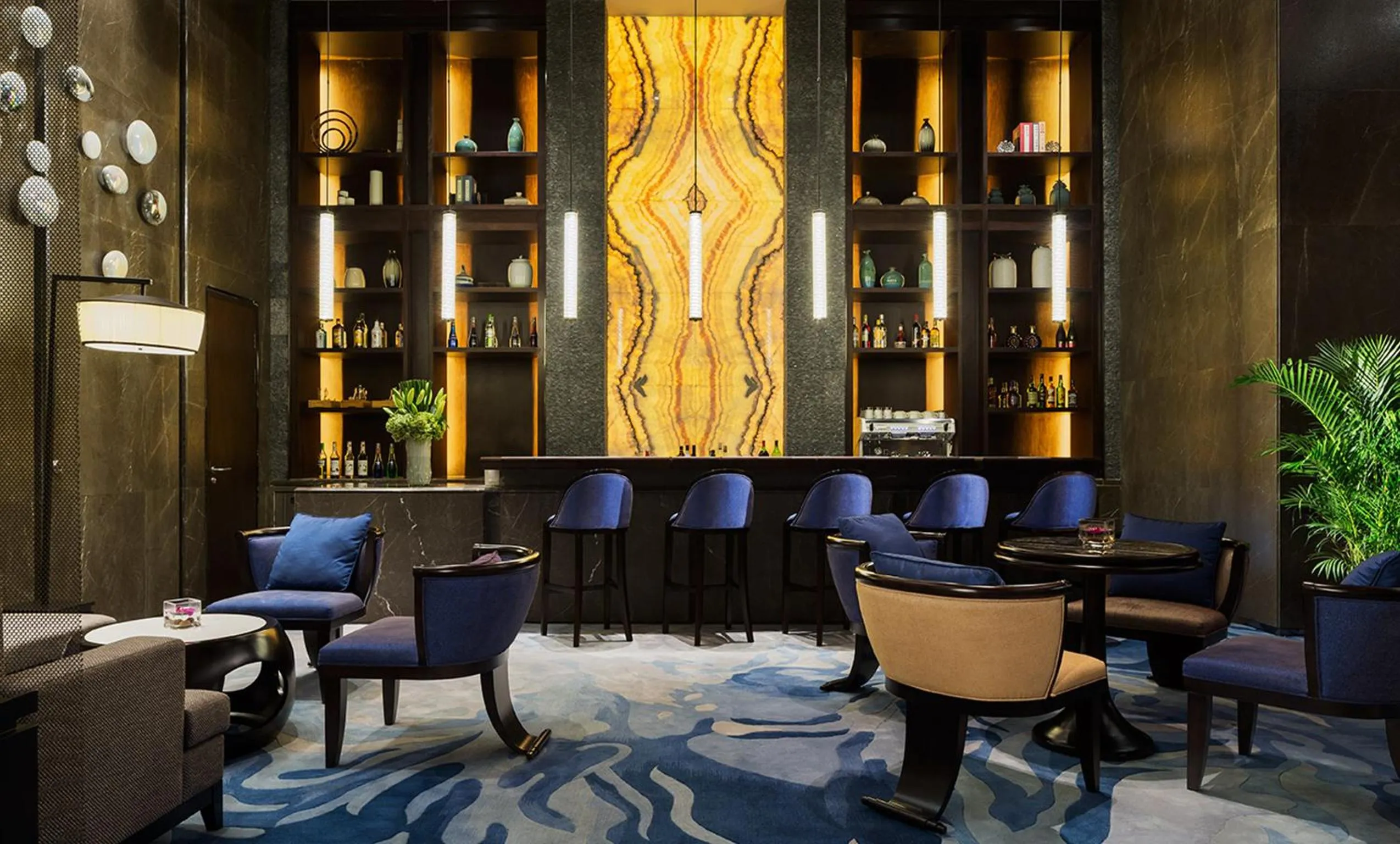 Lounge or bar in Wanda Realm Hotel Wuhu