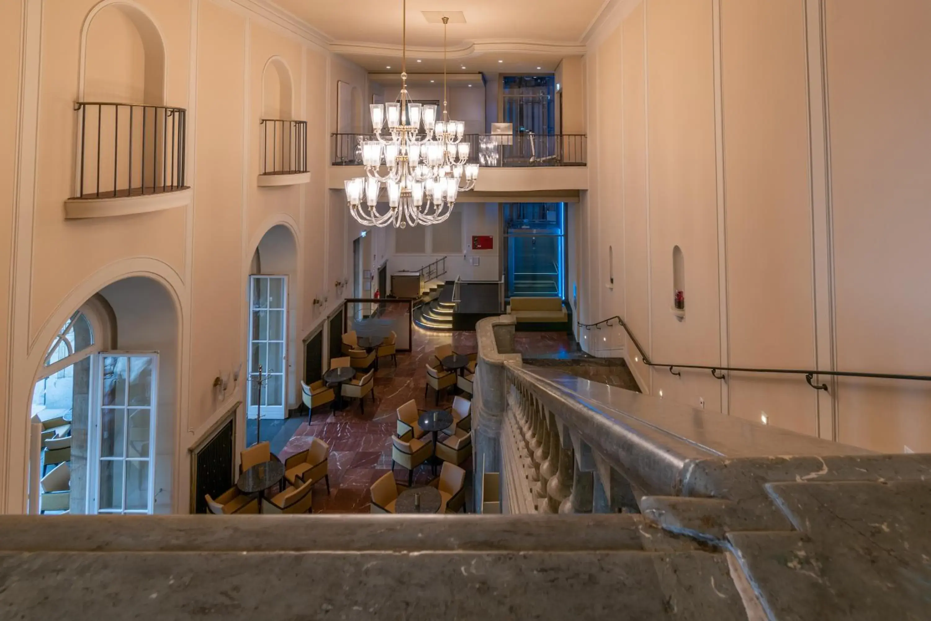 Lounge or bar in Star G Hotel Premium Dresden Altmarkt Lounge or bar in Star G Hotel Premium Dresden Altmarkt