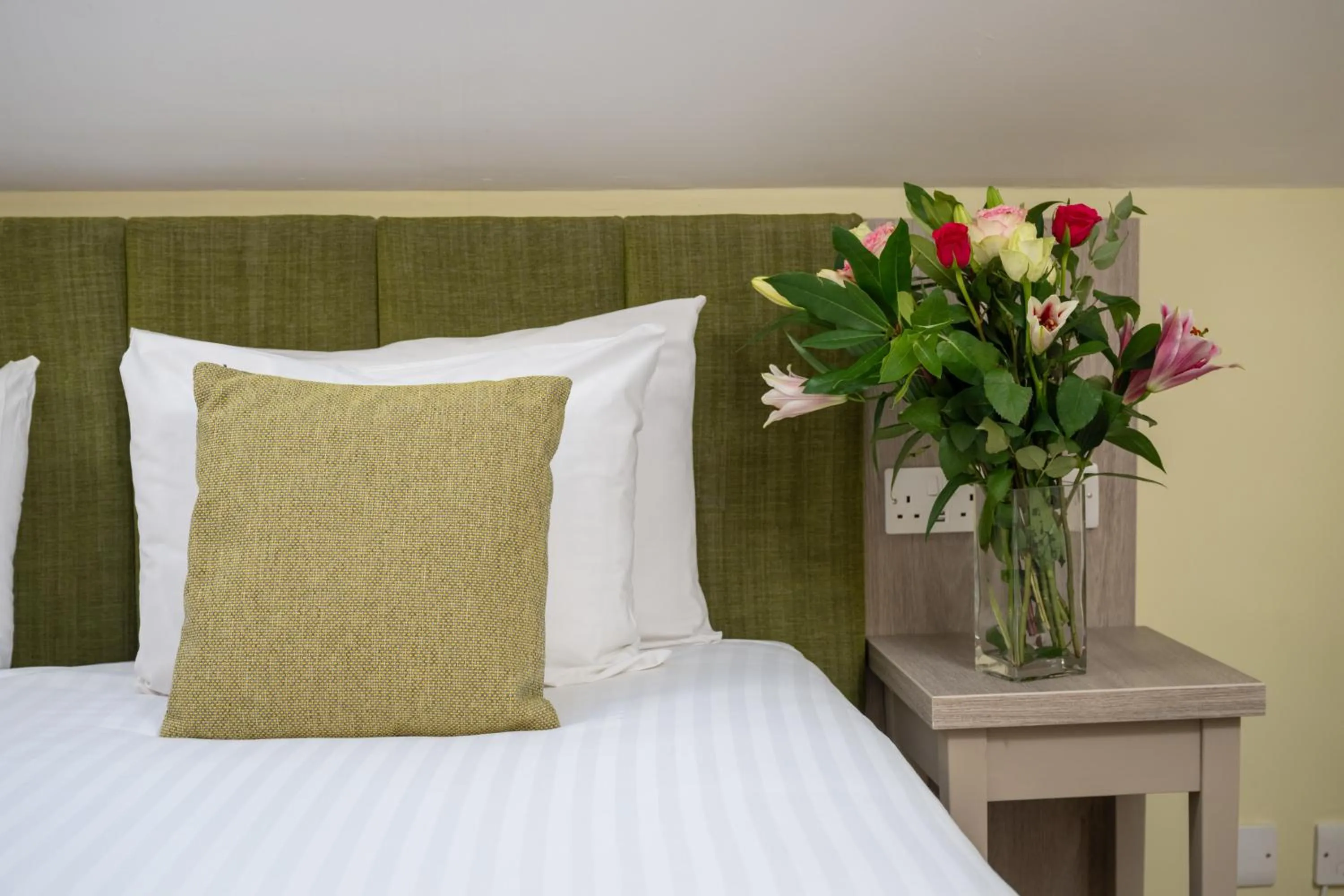 Bed in Hellidon Lakes Hotel