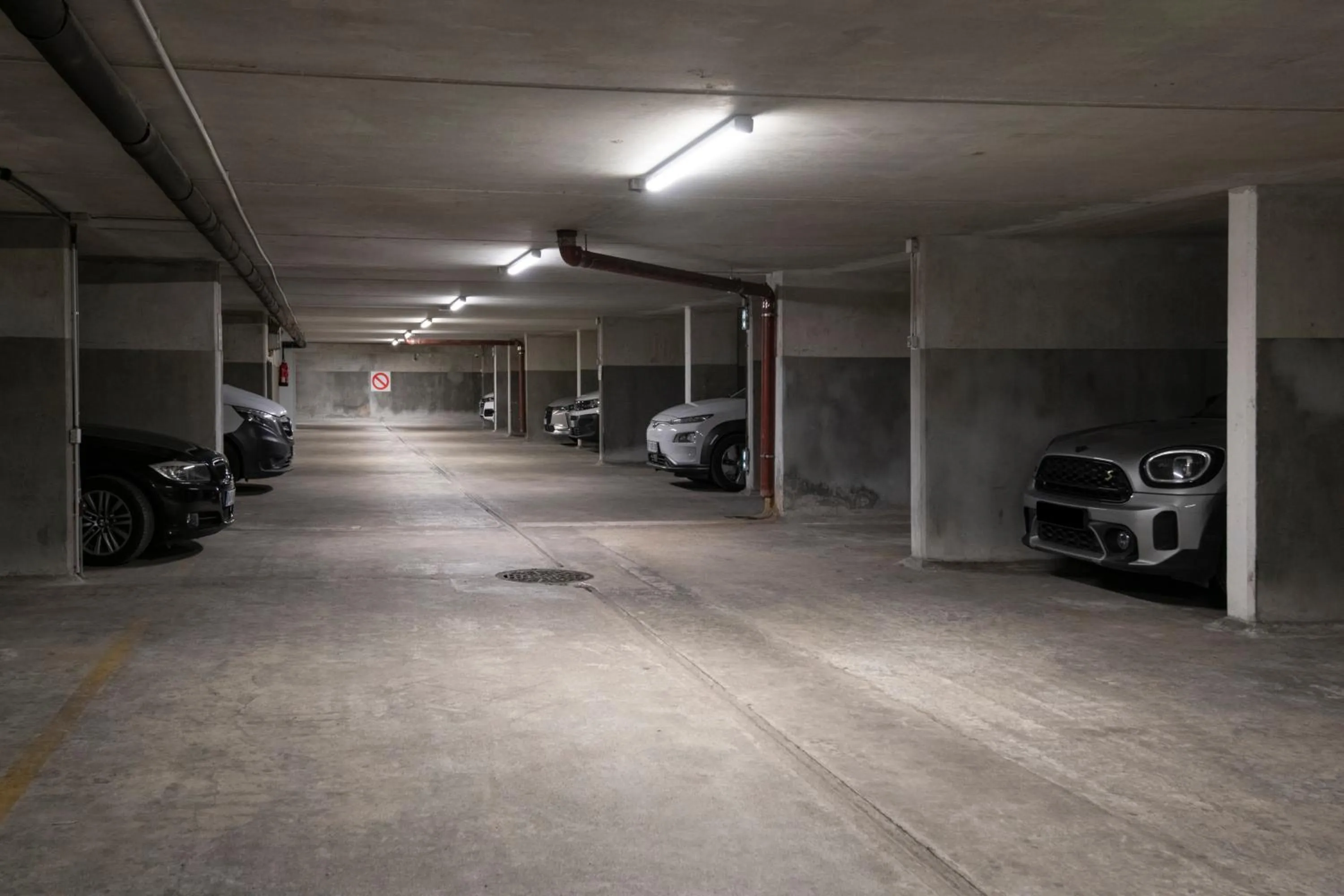 Parking in Ibis Roquebrune Cap Martin Menton