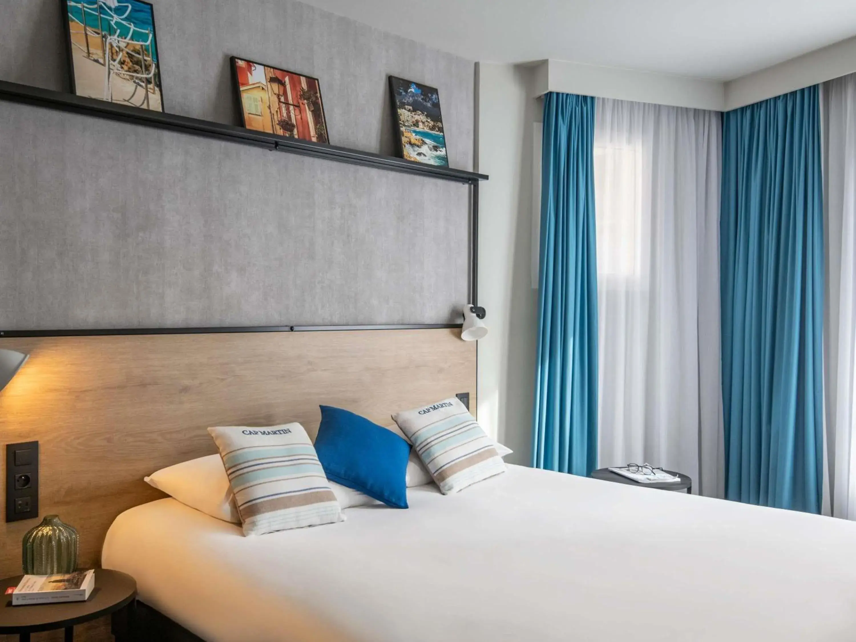 Bedroom, Bed in Ibis Roquebrune Cap Martin Menton Bedroom, Bed in Ibis Roquebrune Cap Martin Menton