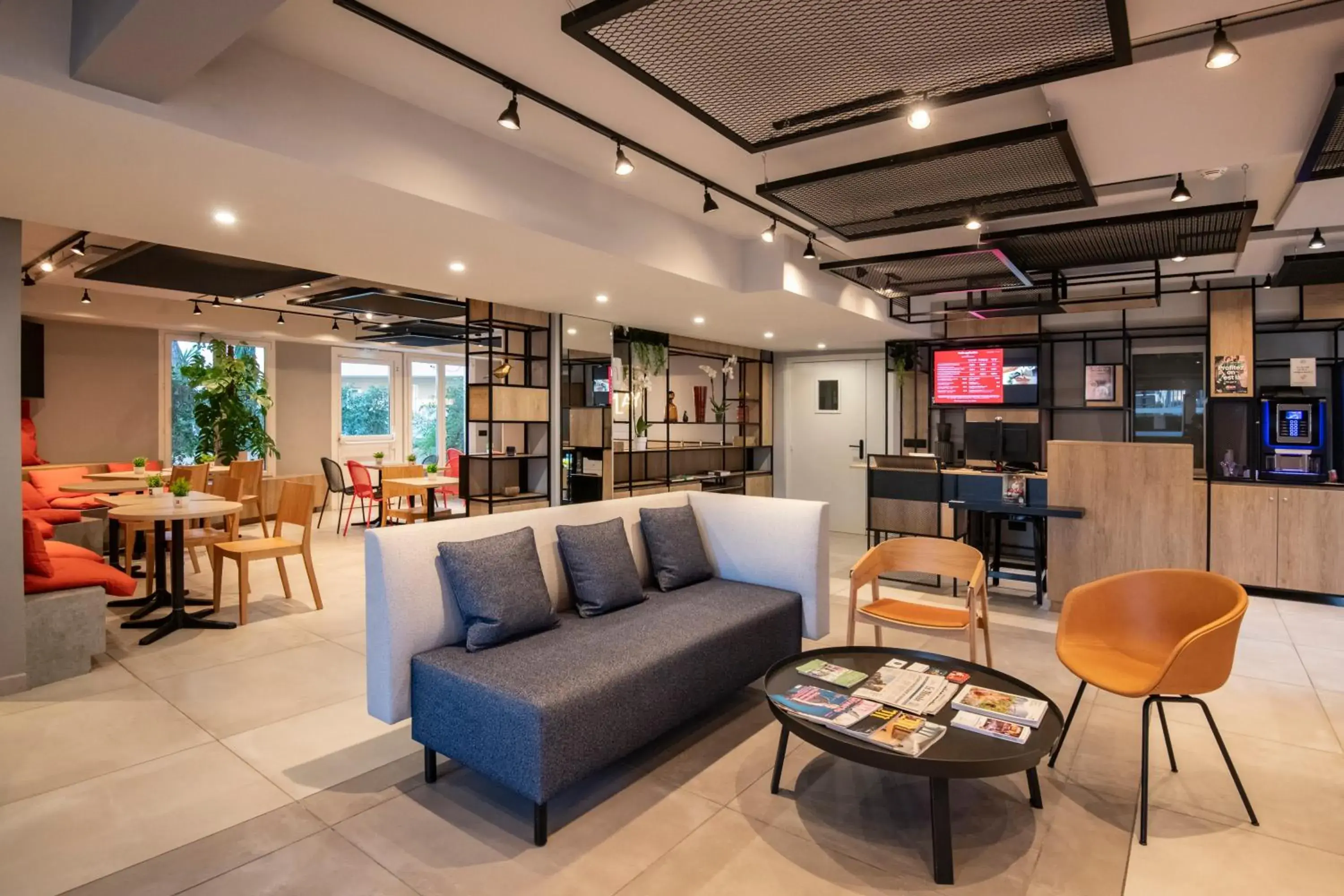 Restaurant/places to eat in Ibis Roquebrune Cap Martin Menton Restaurant/places to eat in Ibis Roquebrune Cap Martin Menton