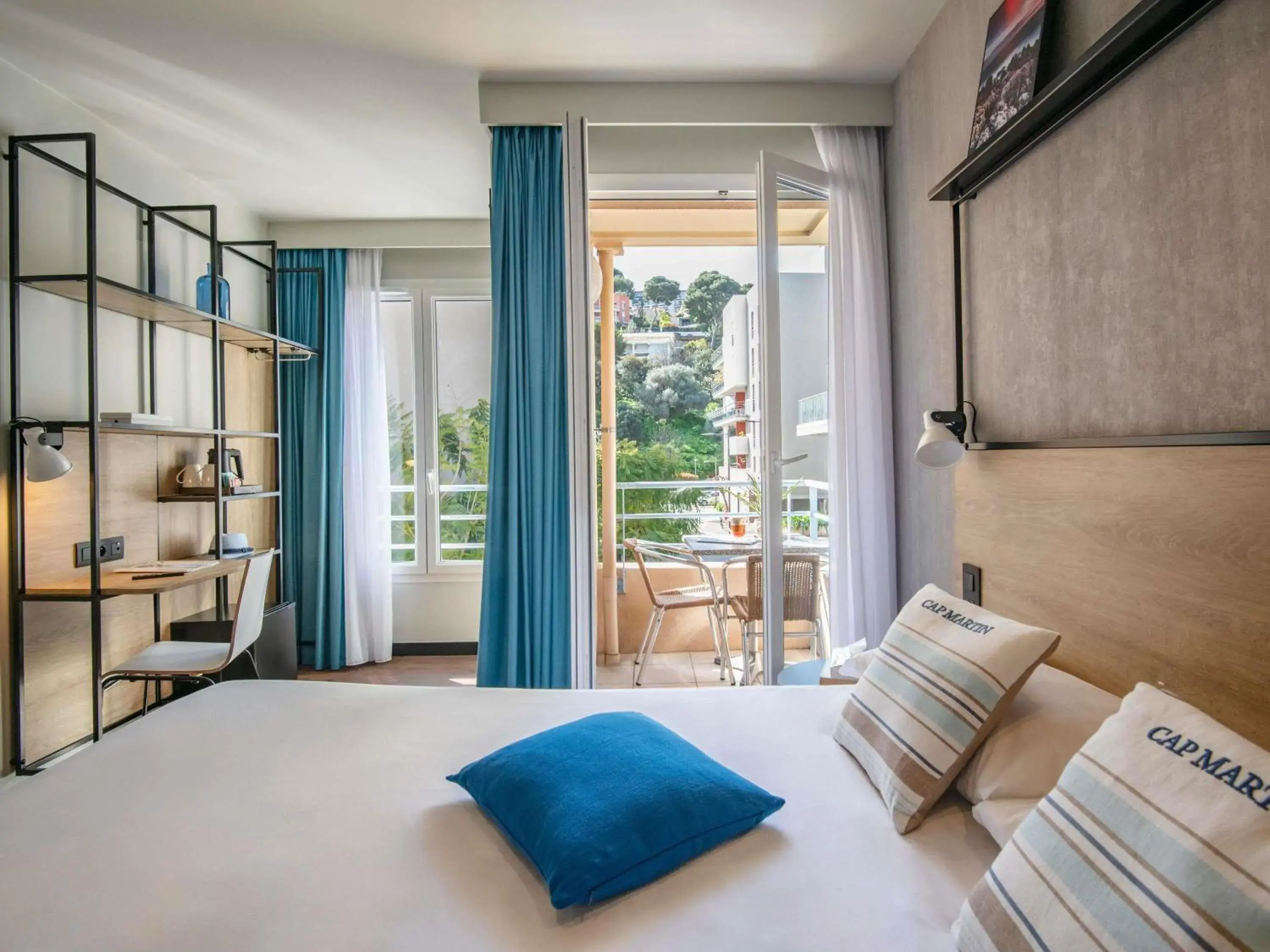 Bedroom, Bed in Ibis Roquebrune Cap Martin Menton Bedroom, Bed in Ibis Roquebrune Cap Martin Menton
