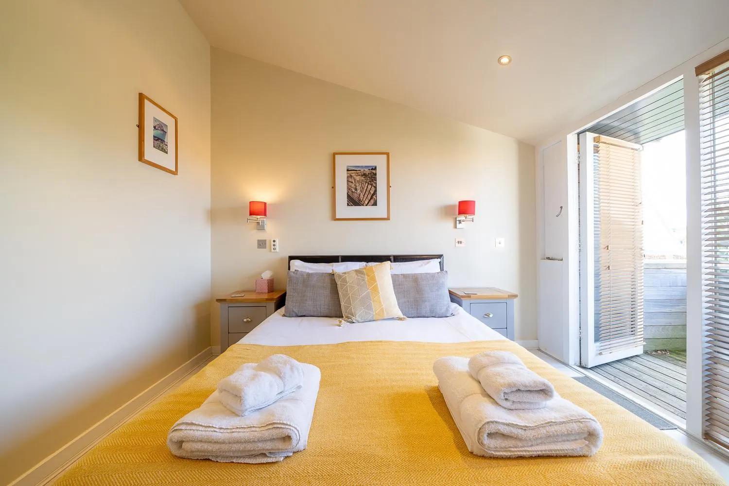 Bed in The Red Lion at Stiffkey