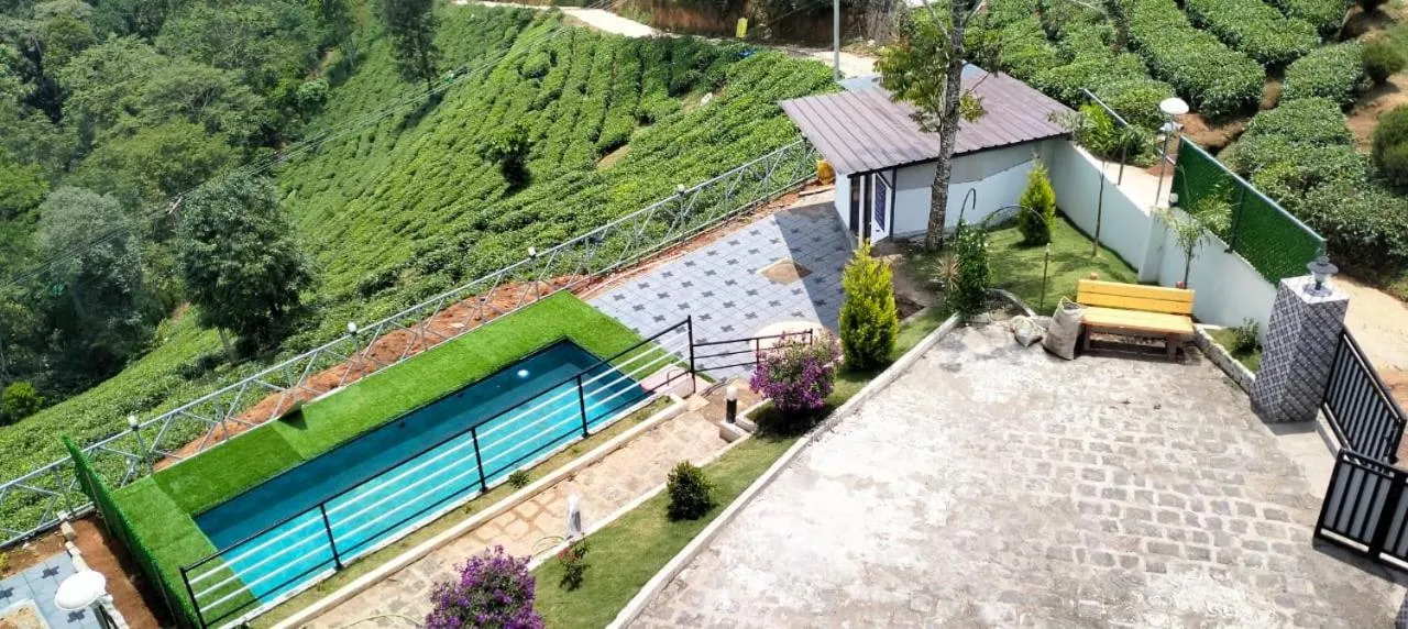 Swimming pool in Dusk Vistas Resort