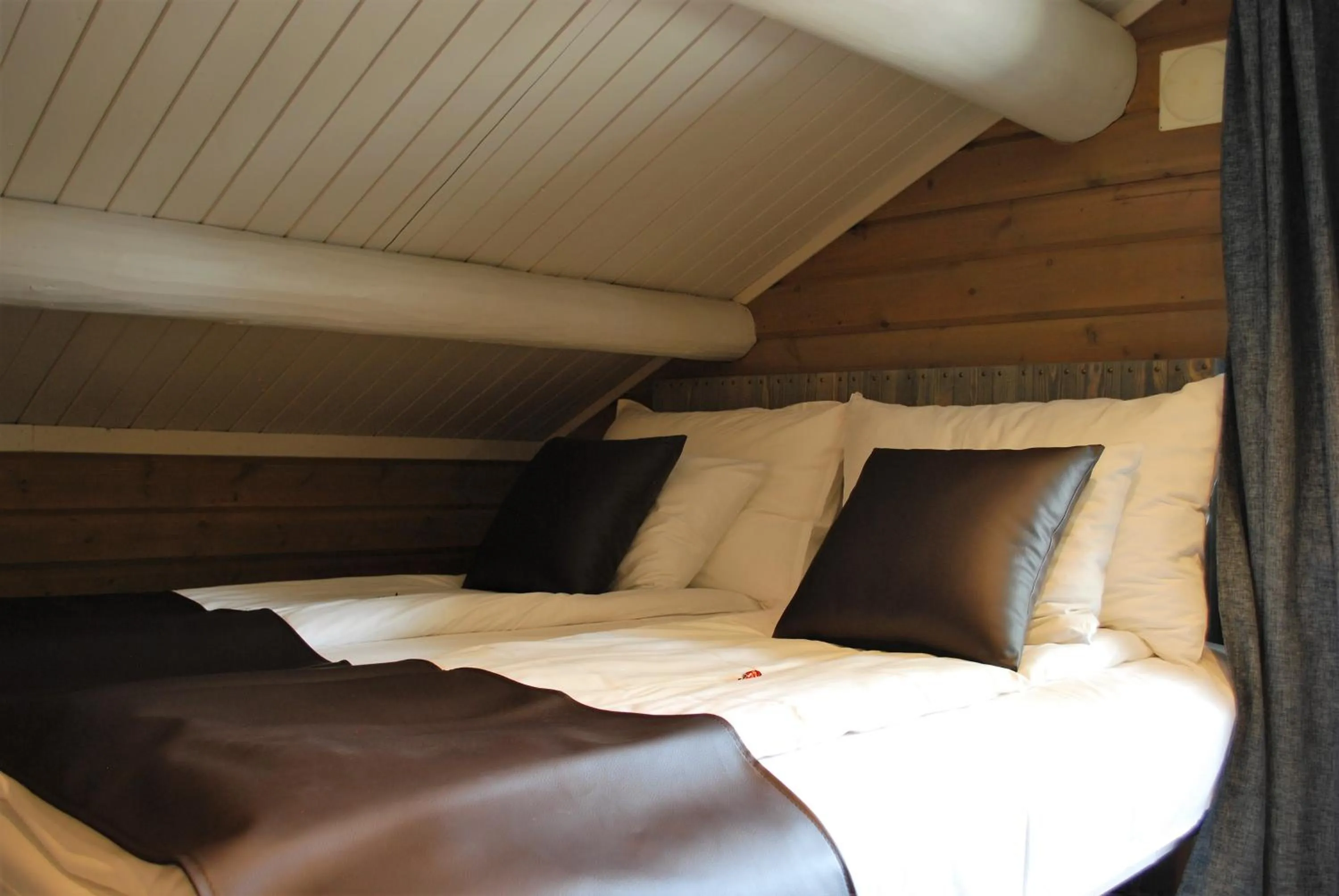 Bed in Vollan Gjestestue