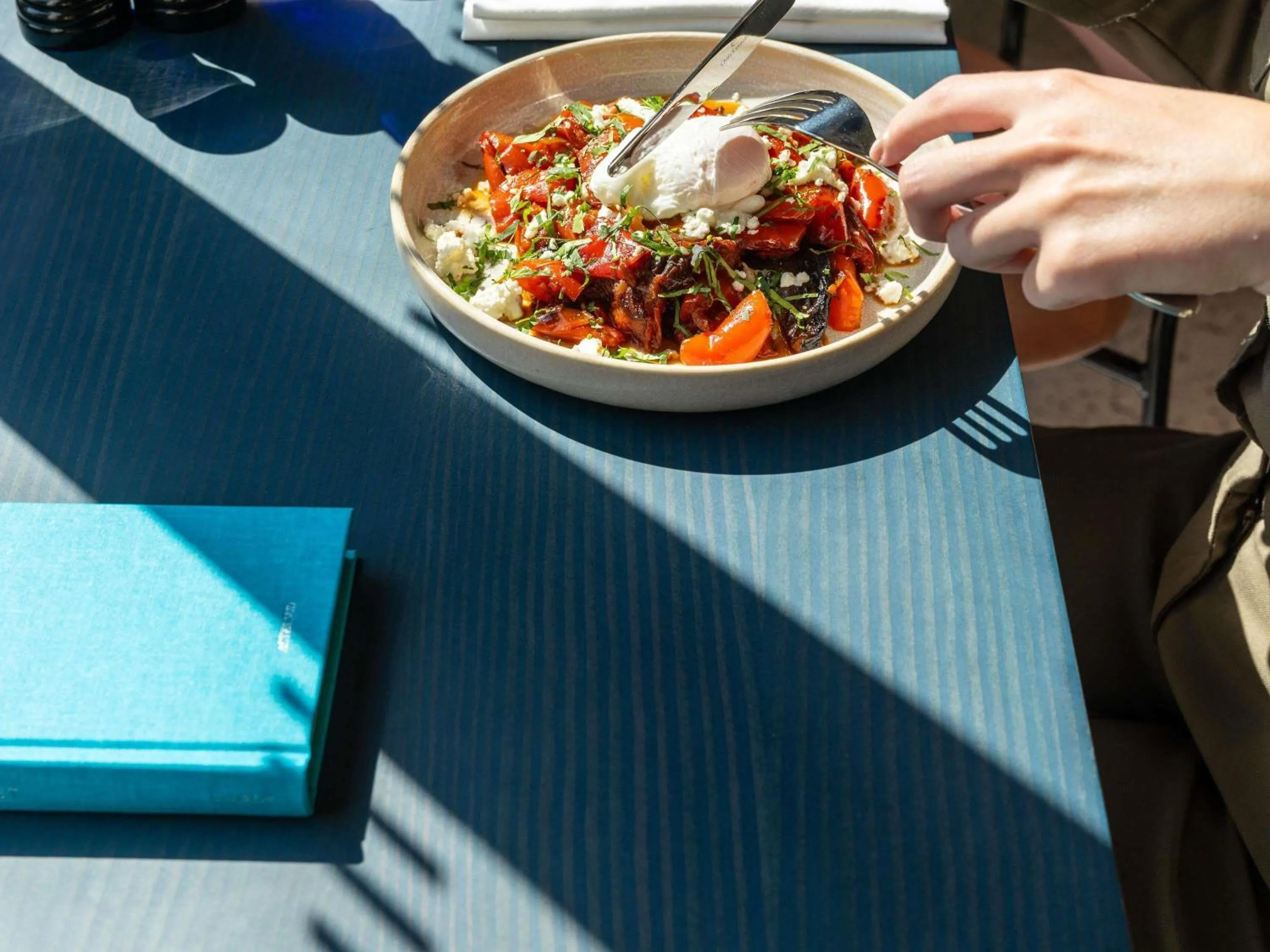 Restaurant/places to eat in TRIBE Paris Clichy