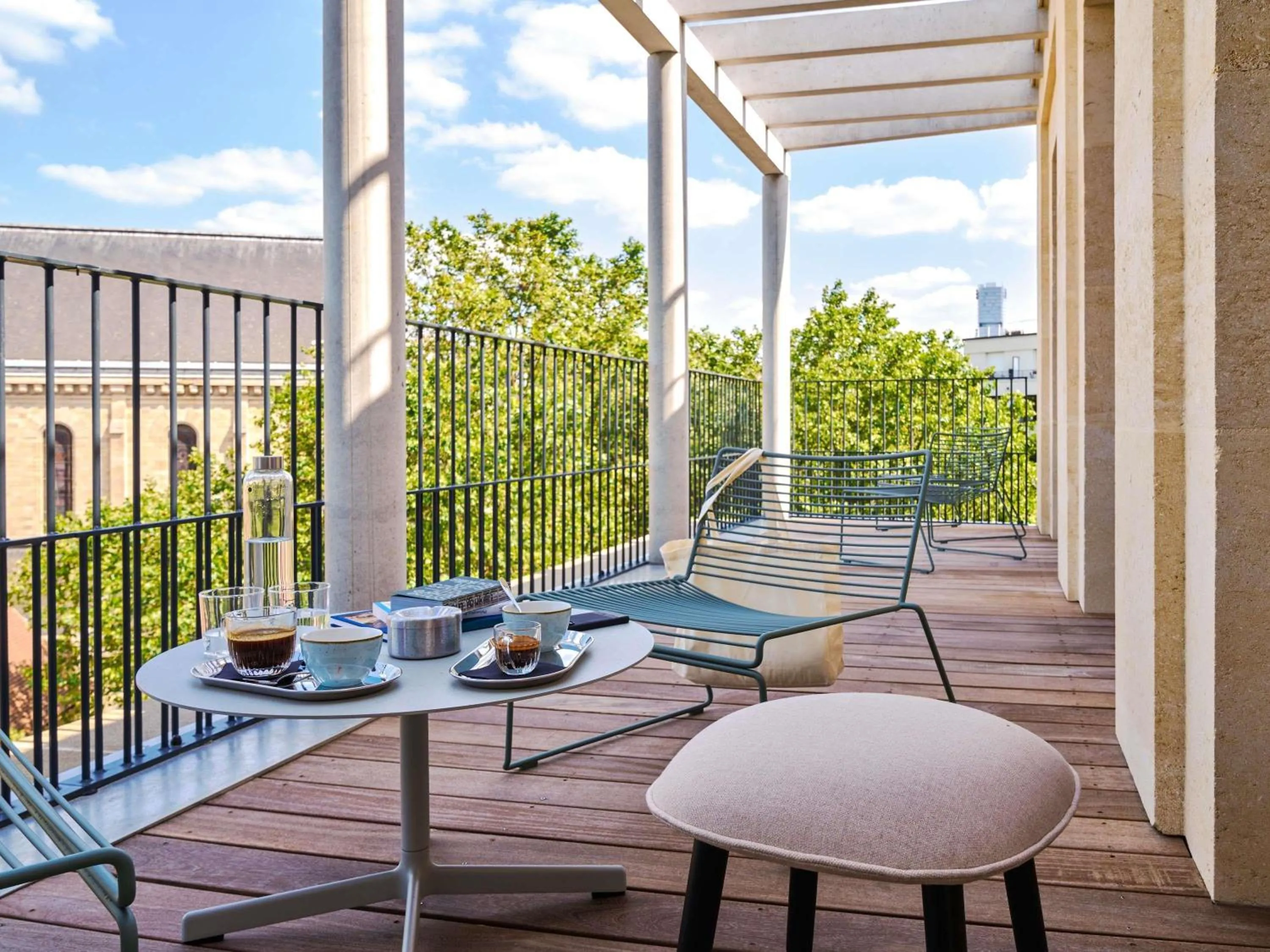 Property building in TRIBE Paris Clichy