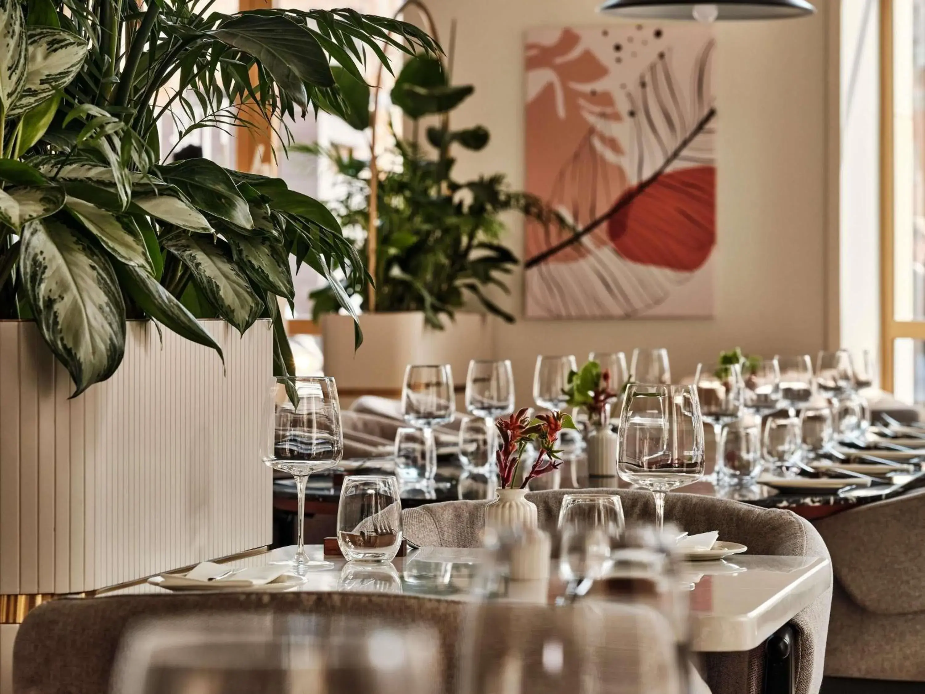 Restaurant/places to eat in Mövenpick Grand Hotel Wroclaw Restaurant/places to eat in Mövenpick Grand Hotel Wroclaw