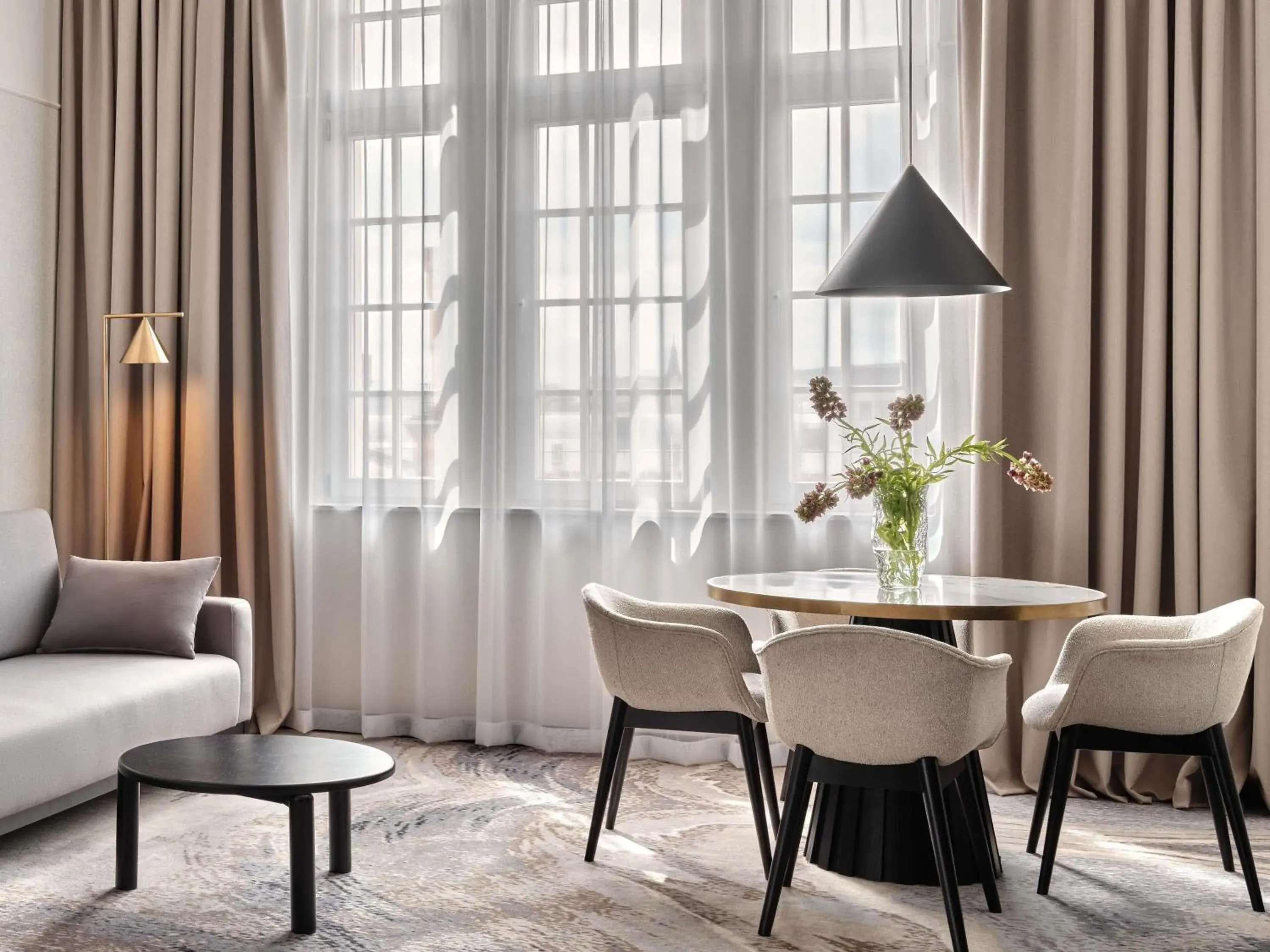 Bedroom in Mövenpick Grand Hotel Wroclaw Bedroom in Mövenpick Grand Hotel Wroclaw