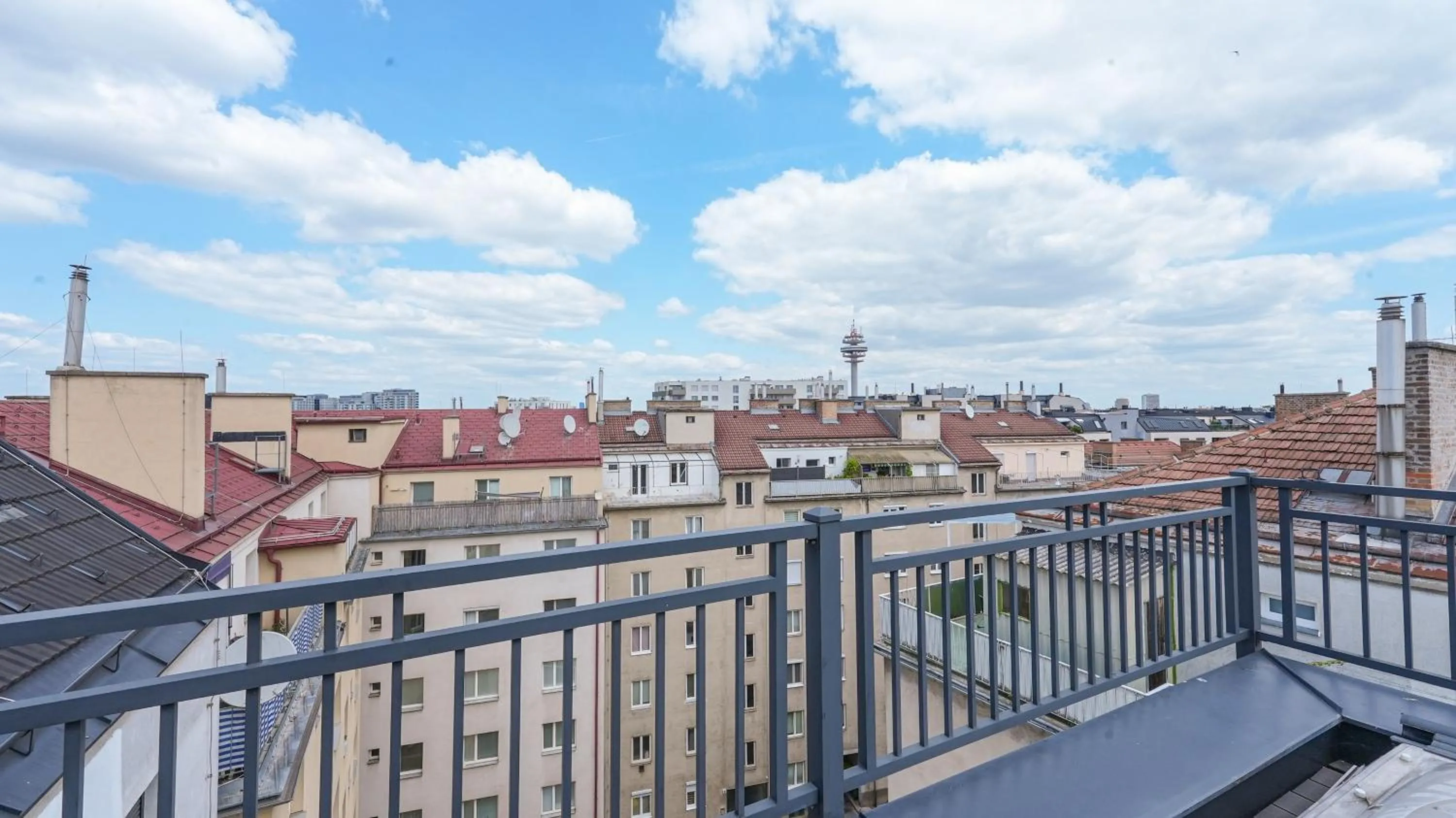 Day in Christiano Apartments Hauptbahnhof | contactless check-in