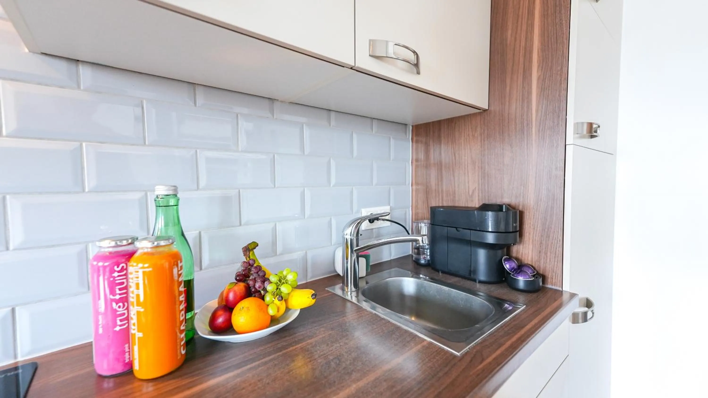 Kitchen or kitchenette in Christiano Apartments Hauptbahnhof | contactless check-in