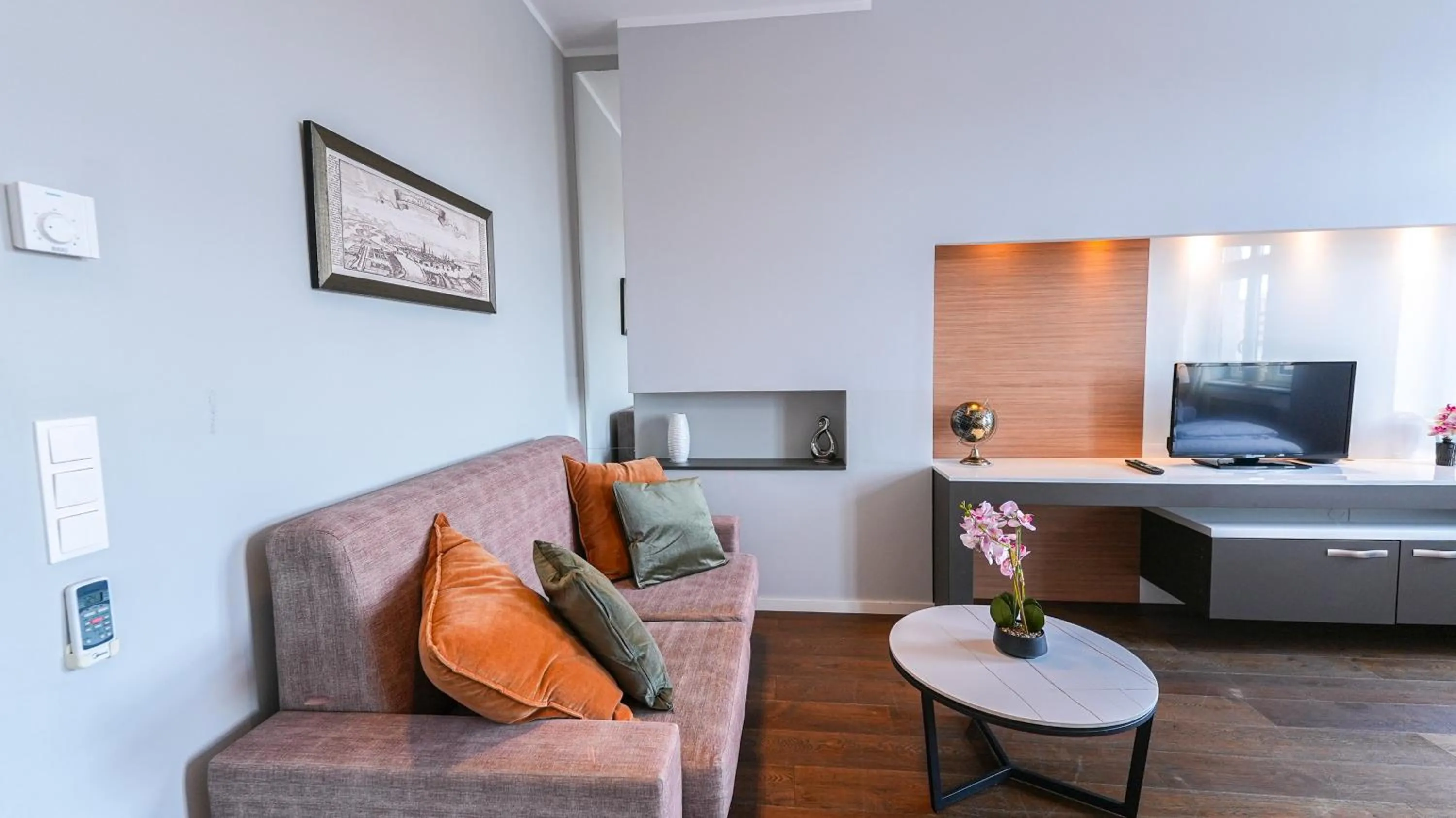 Living room in Christiano Apartments Hauptbahnhof | contactless check-in