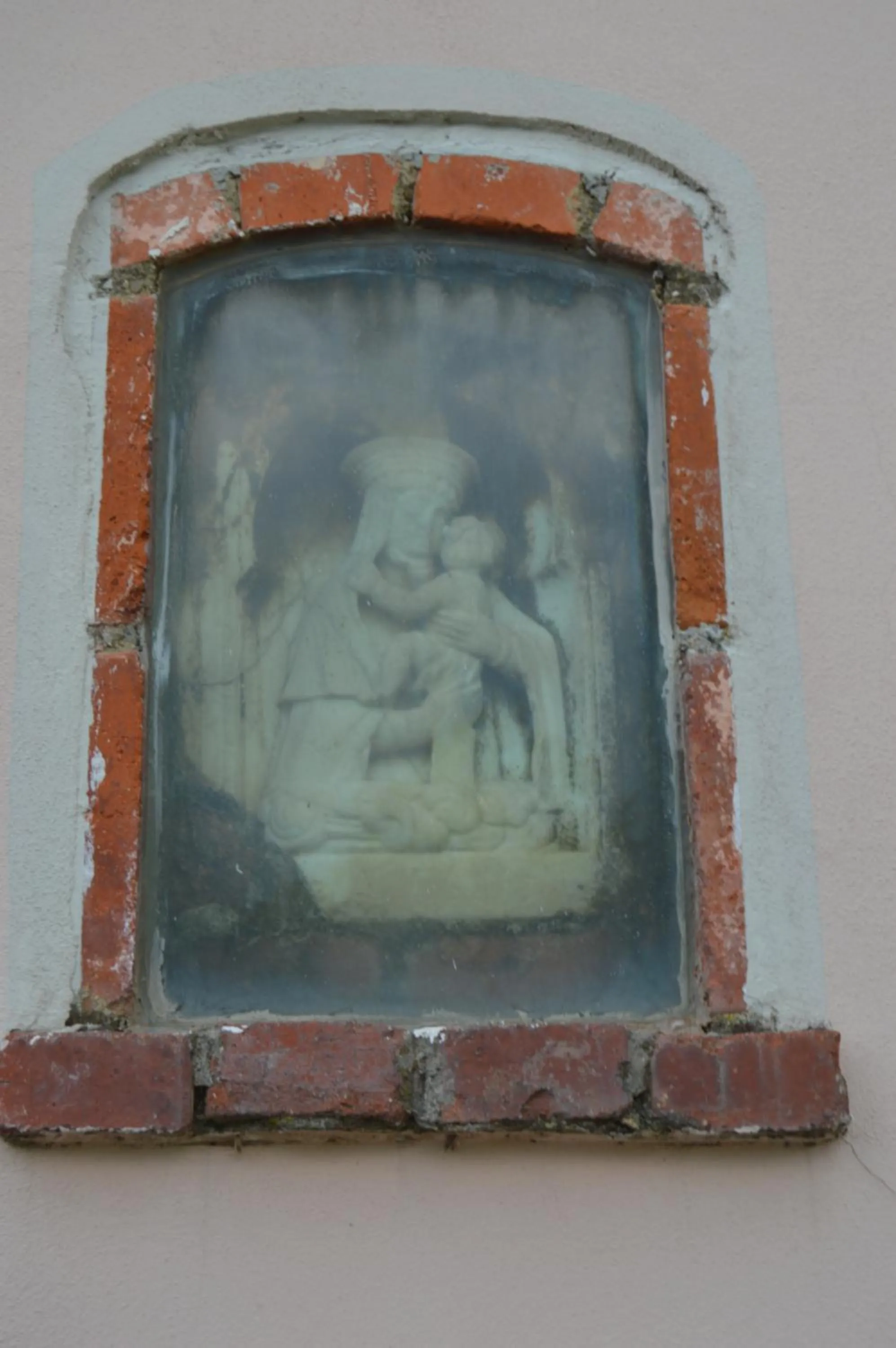 Decorative detail in Casa Sarticola