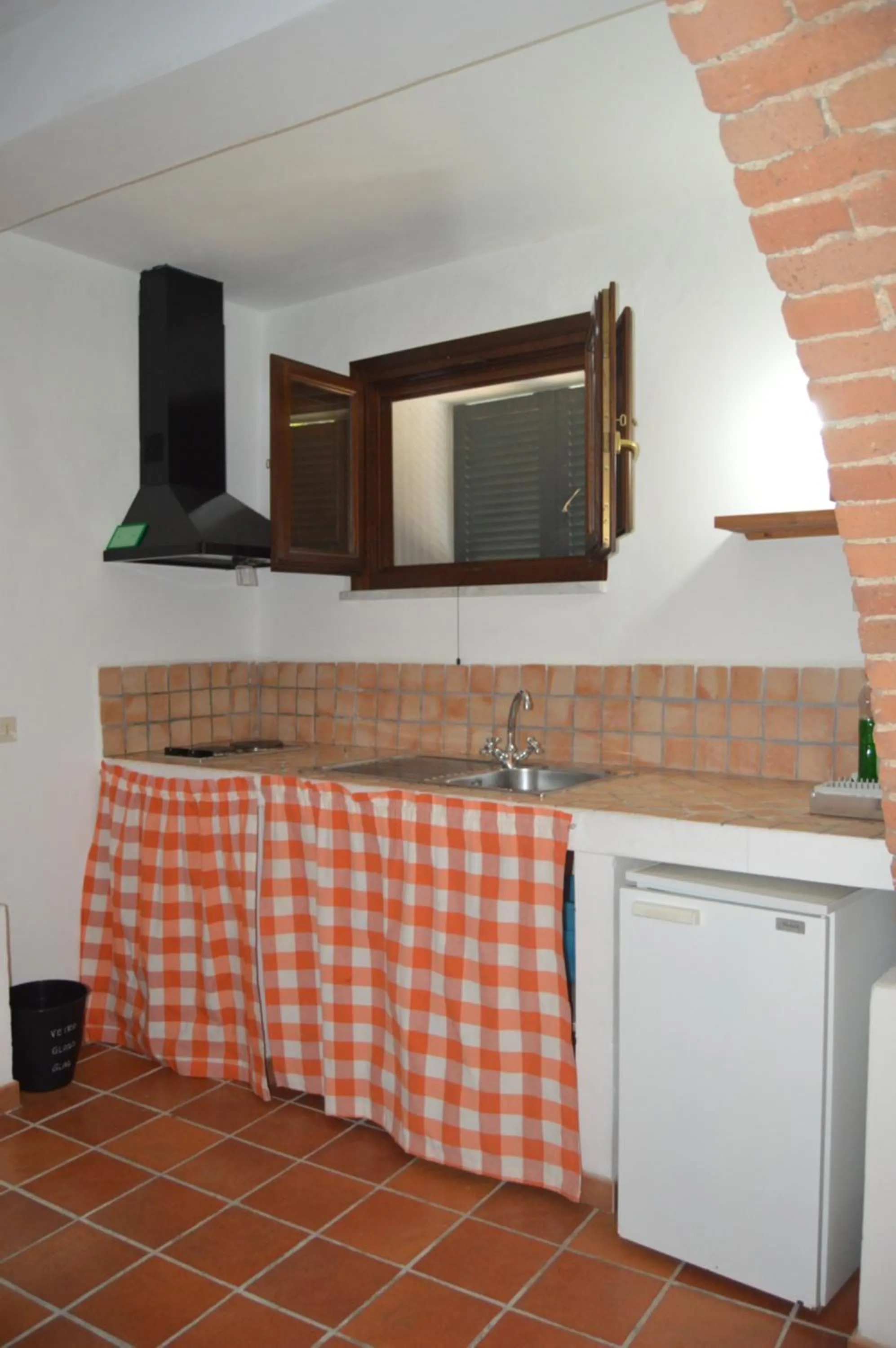 Kitchen or kitchenette in Casa Sarticola