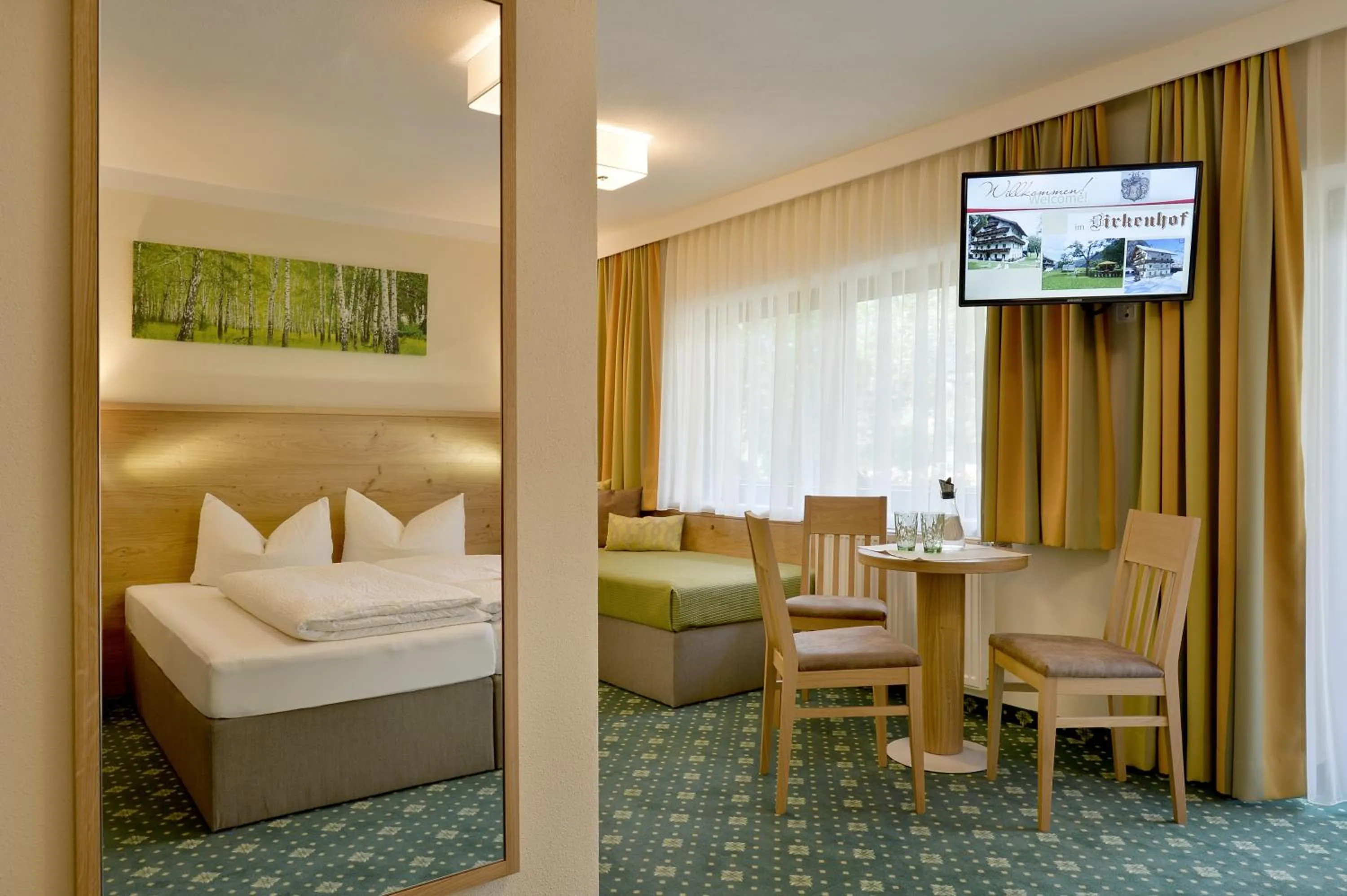 Bed in Hotel Garni Birkenhof