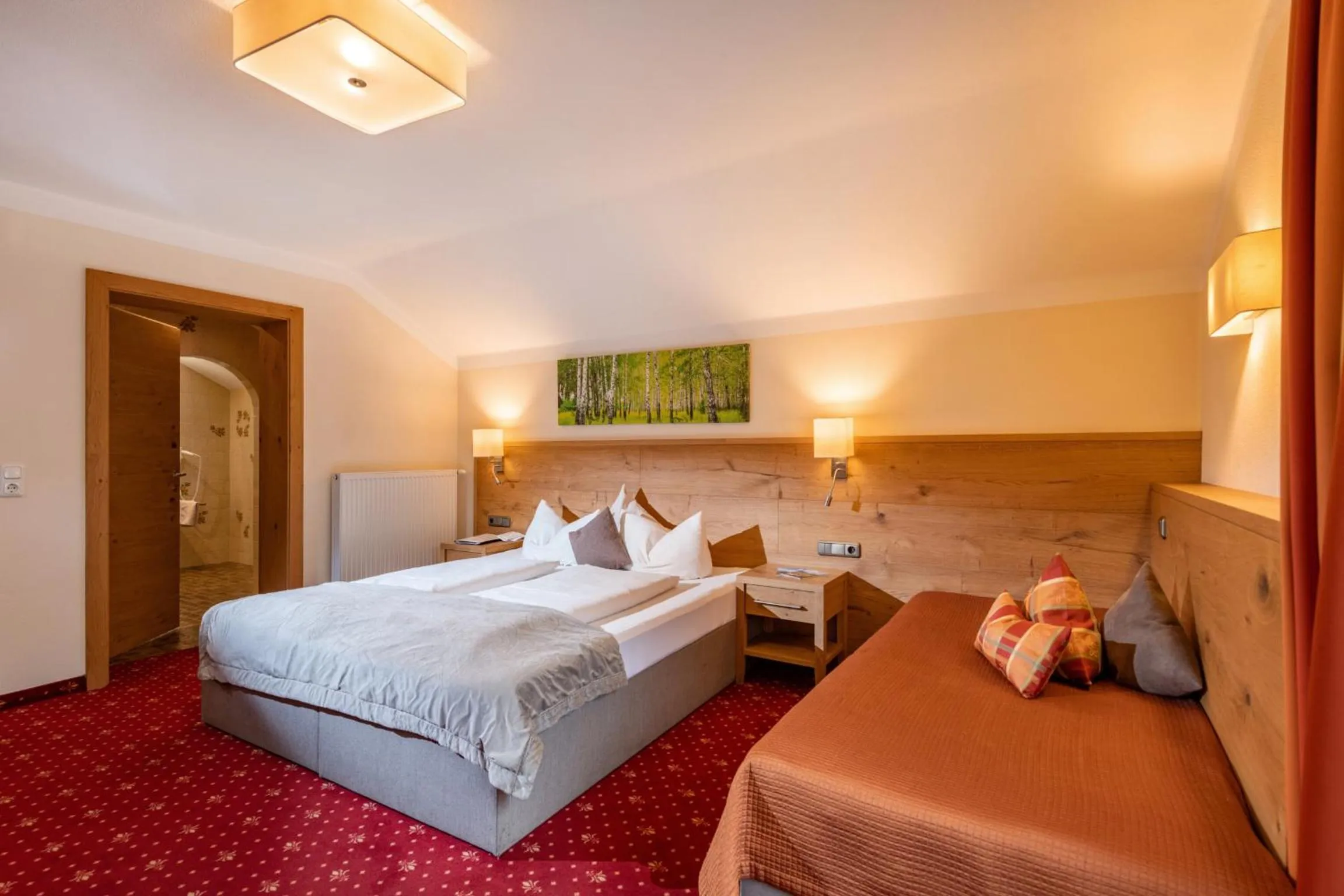 Bed in Hotel Garni Birkenhof